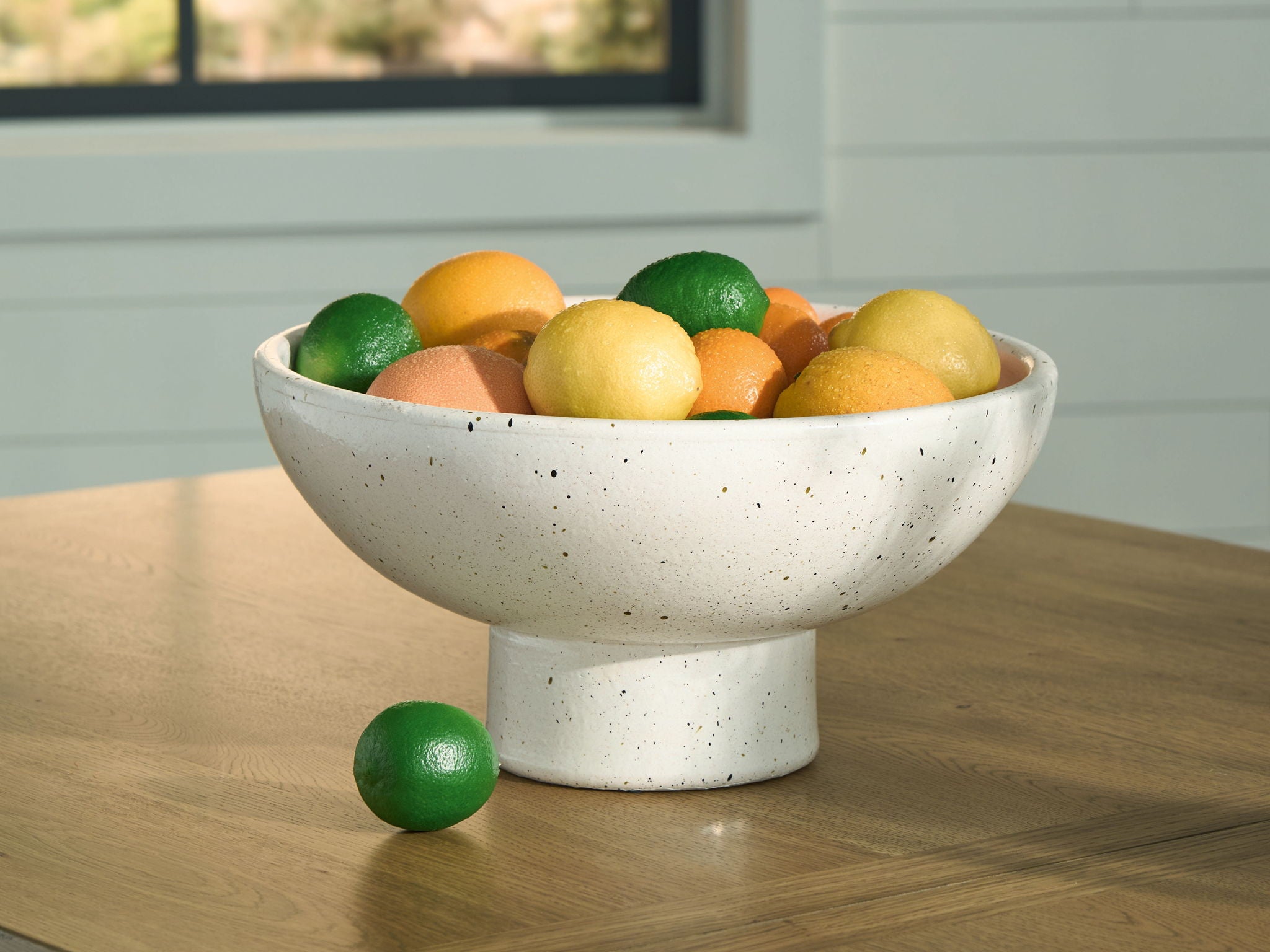 Dallinworth - White / Black - Bowl - Urban Living Furniture (Los Angeles, CA)