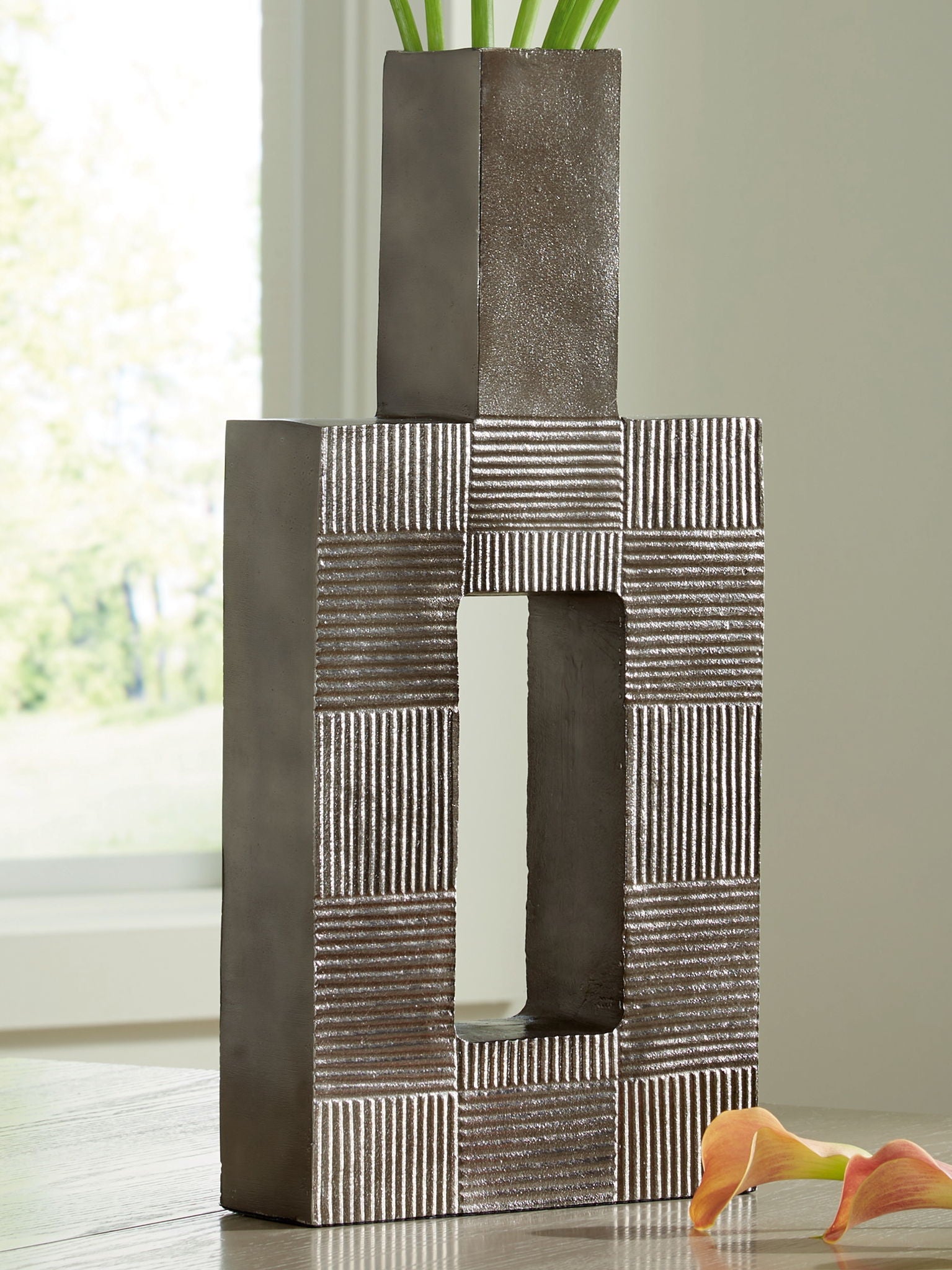 Wrengrove - Vase - Urban Living Furniture (Los Angeles, CA)