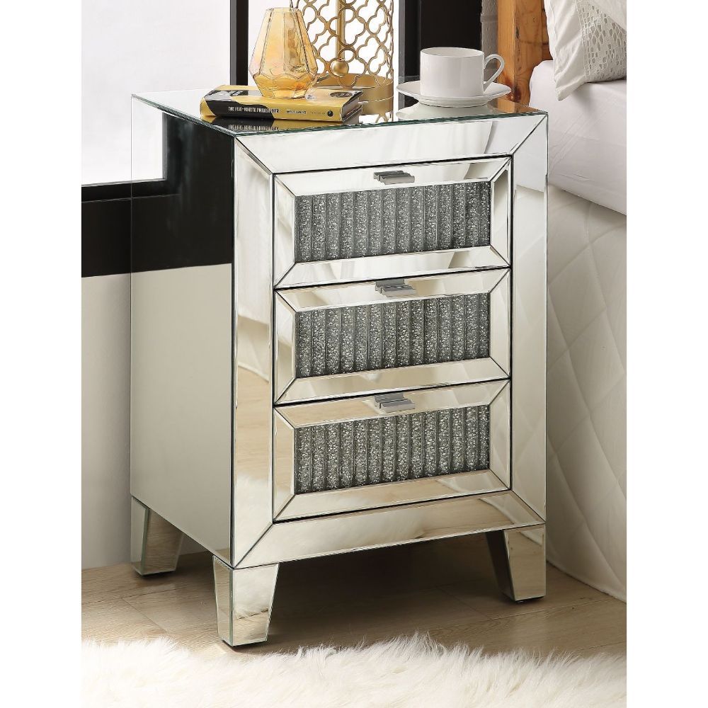 Noralie - 26" Accent Table - Mirrored & Faux Diamonds - Urban Living Furniture (Los Angeles, CA)