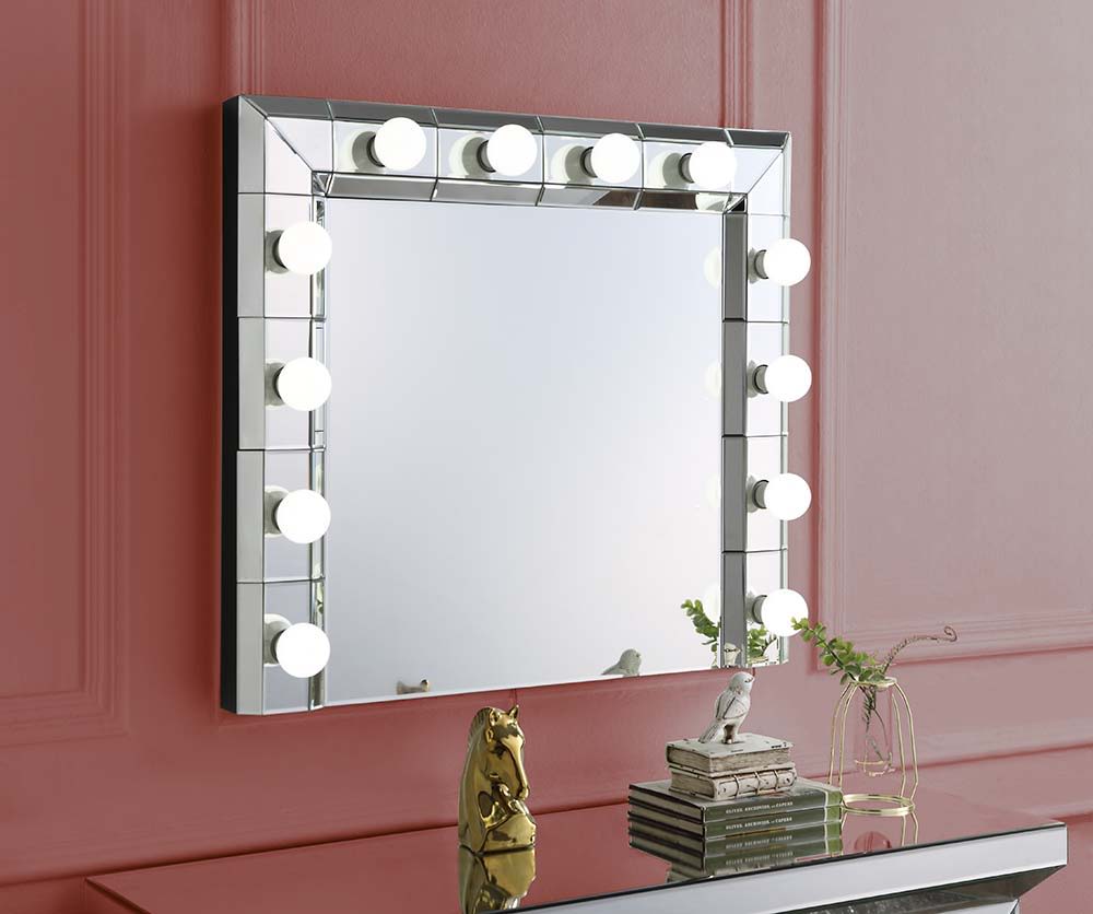 Dominic - 28" Accent Mirror - Mirrored - Urban Living Furniture (Los Angeles, CA)
