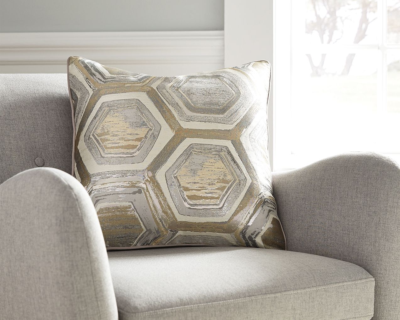 Meiling - Pillow (Set of 4) - Metallic - Urban Living Furniture (Los Angeles, CA)