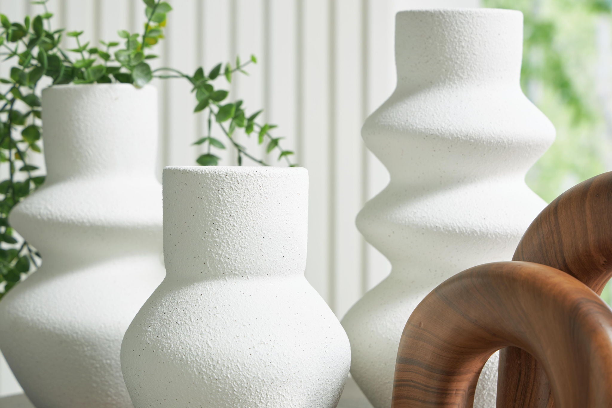 Carterworth - Accessory Set (Set of 5) - White / Brown - Urban Living Furniture (Los Angeles, CA)