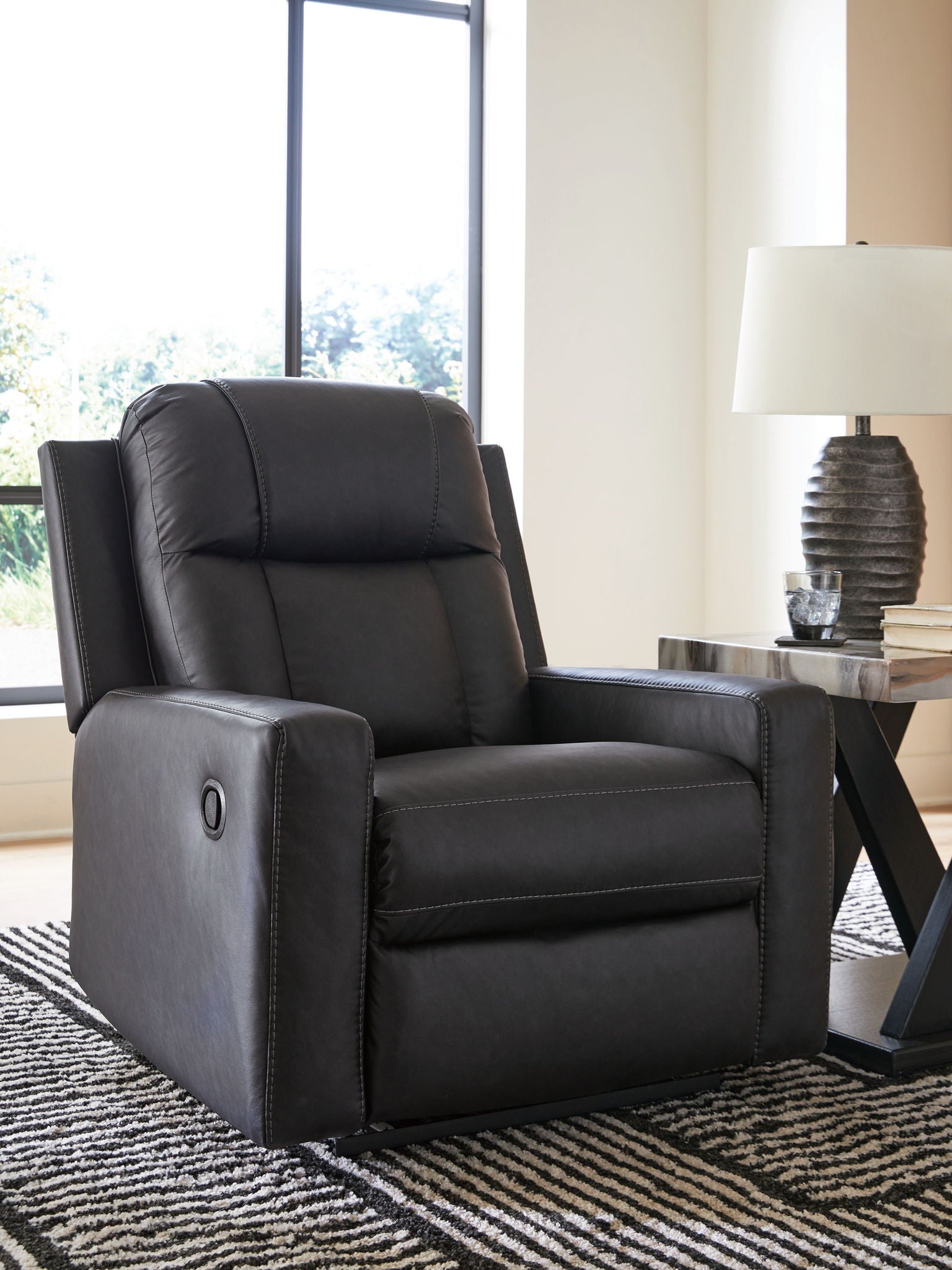 Mackmenville - Zero Wall Recliner - Urban Living Furniture (Los Angeles, CA)