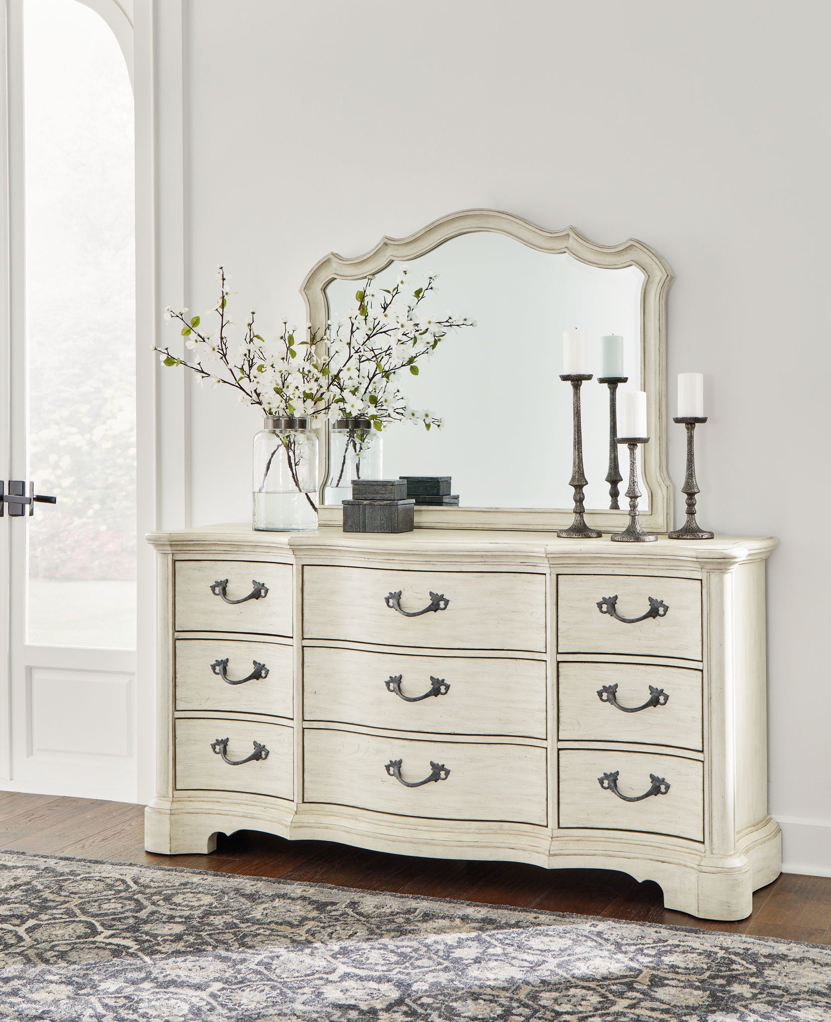 Arlendyne - Antique White - Dresser And Mirror - Urban Living Furniture (Los Angeles, CA)
