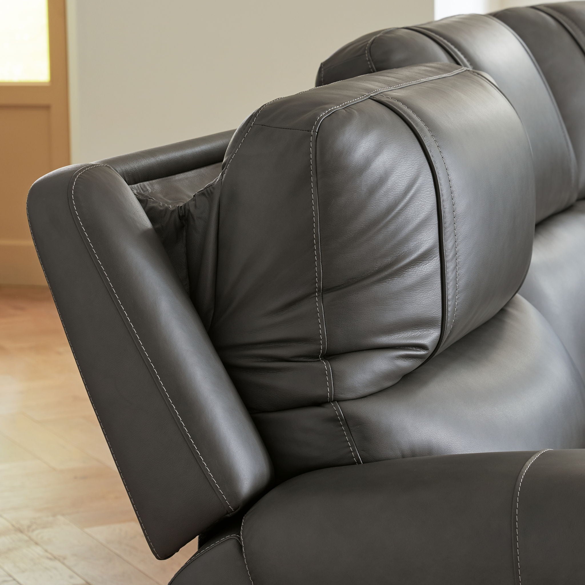 5Z - Pittson - Power Reclining Sectional - Urban Living Furniture (Los Angeles, CA)