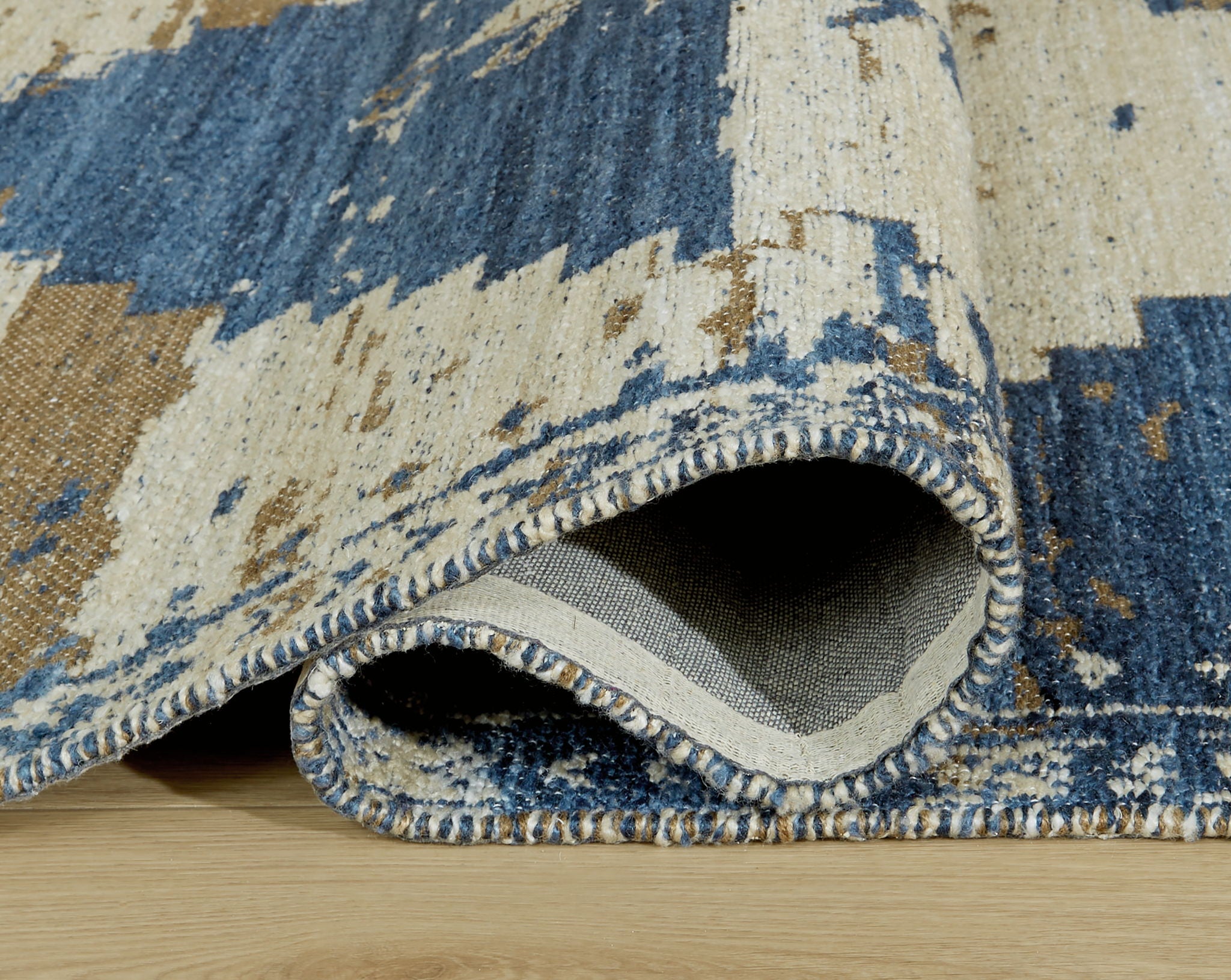 Varnler - Rug - Urban Living Furniture (Los Angeles, CA)
