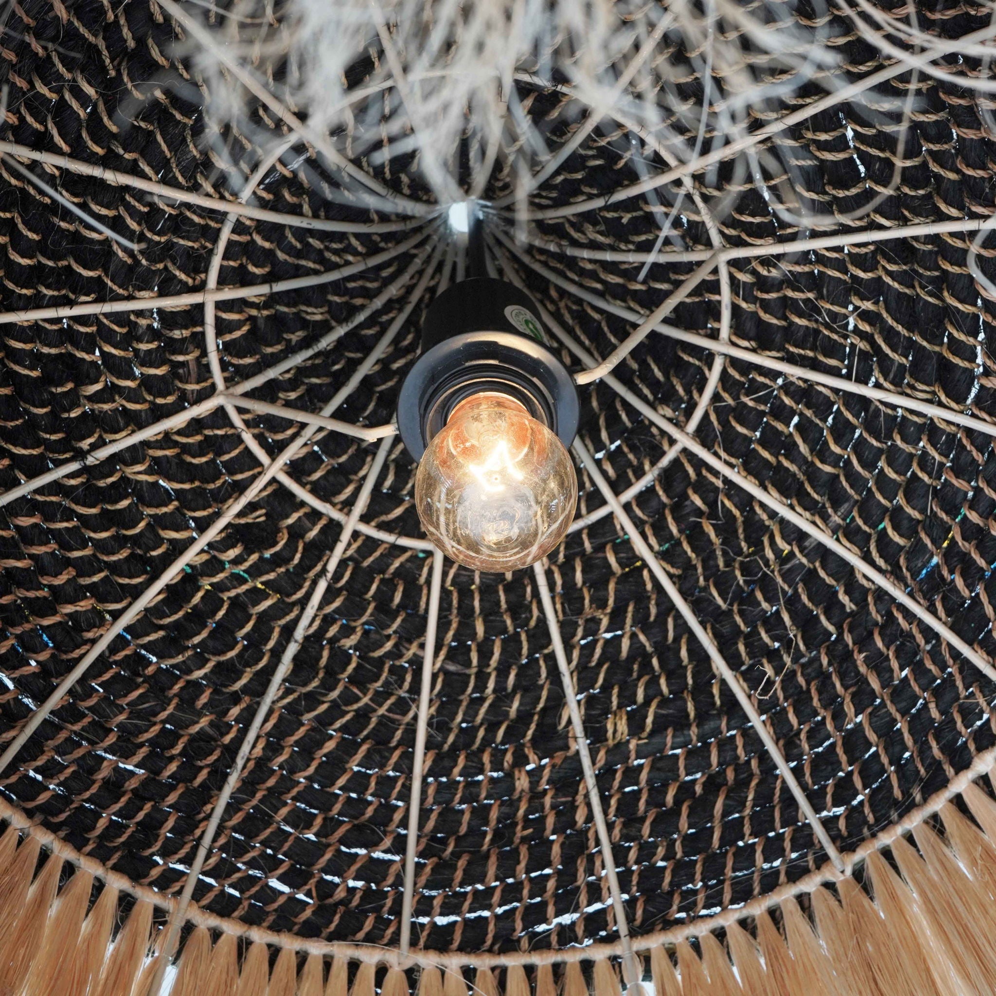 Sula - Upcycled Abaca Pendant Lamp - Natural / Black