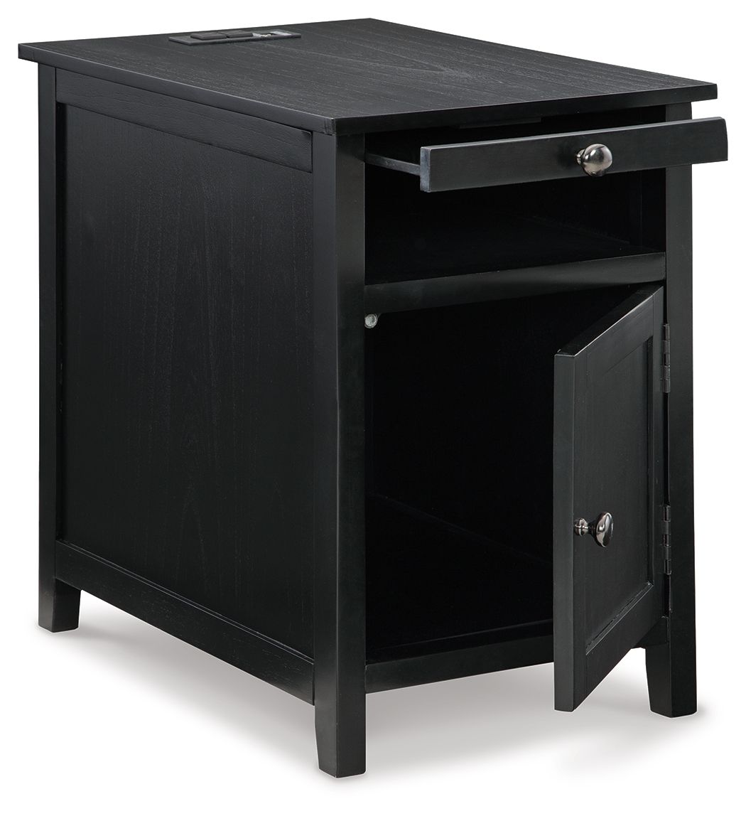 Treytown - Chair Side End Table - Urban Living Furniture (Los Angeles, CA)