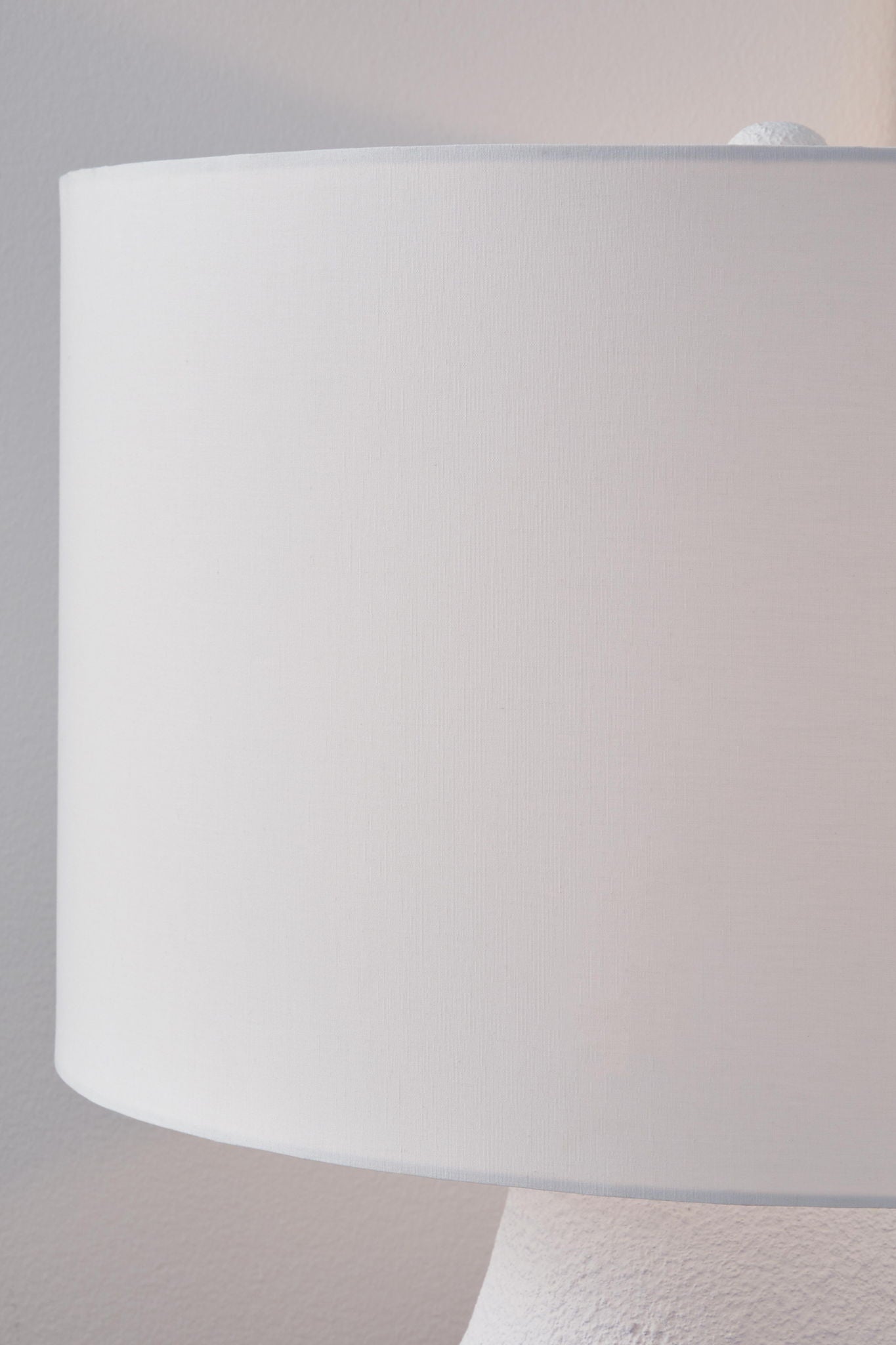 Dashland - Metal Table Lamp - White / Navy - Urban Living Furniture (Los Angeles, CA)