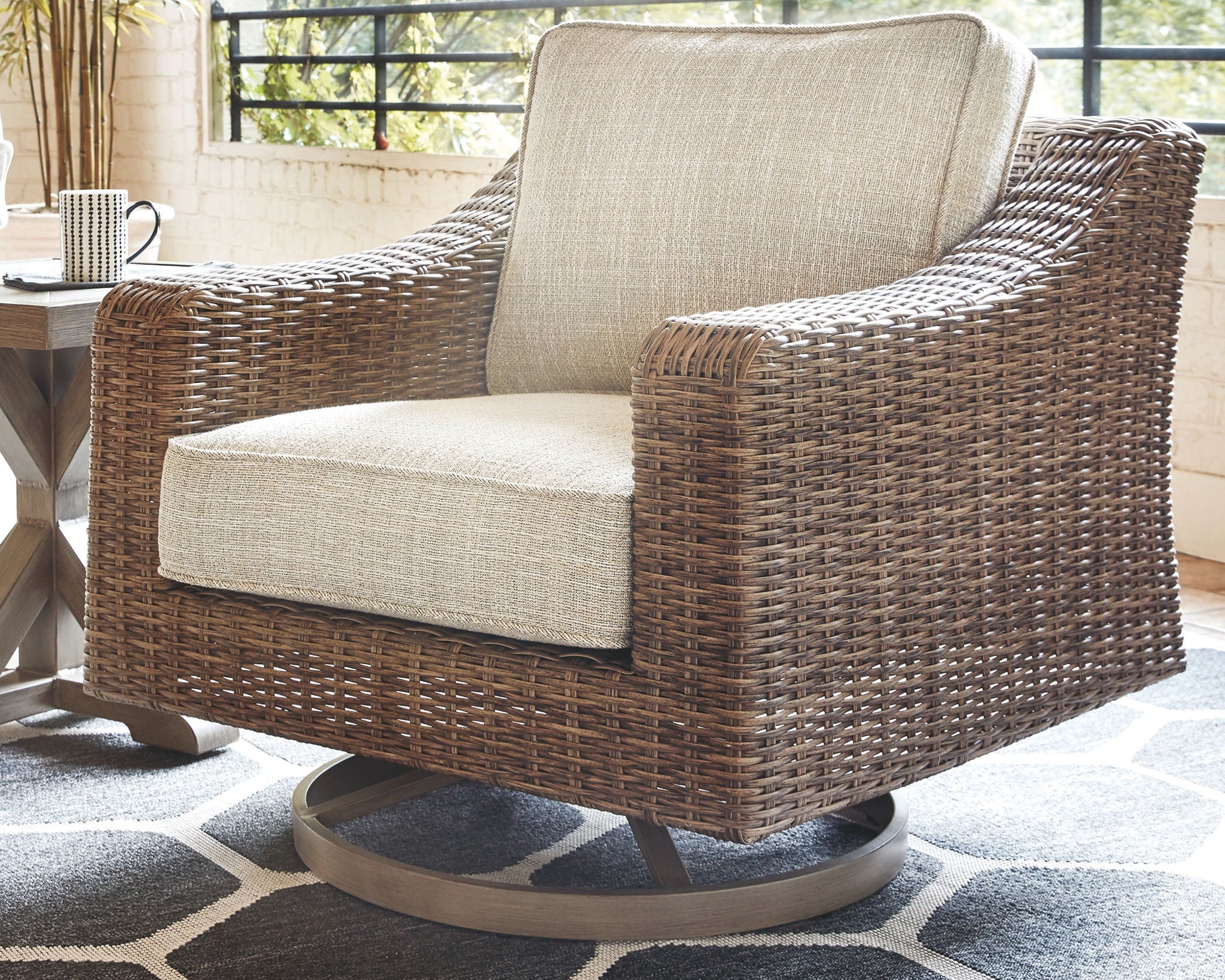 Beachcroft - Swivel Lounge Chair - Urban Living Furniture (Los Angeles, CA)