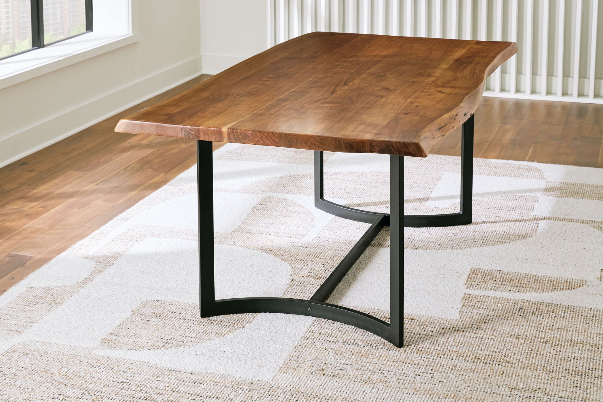Fortmaine - Dining Room Set - Urban Living Furniture (Los Angeles, CA)