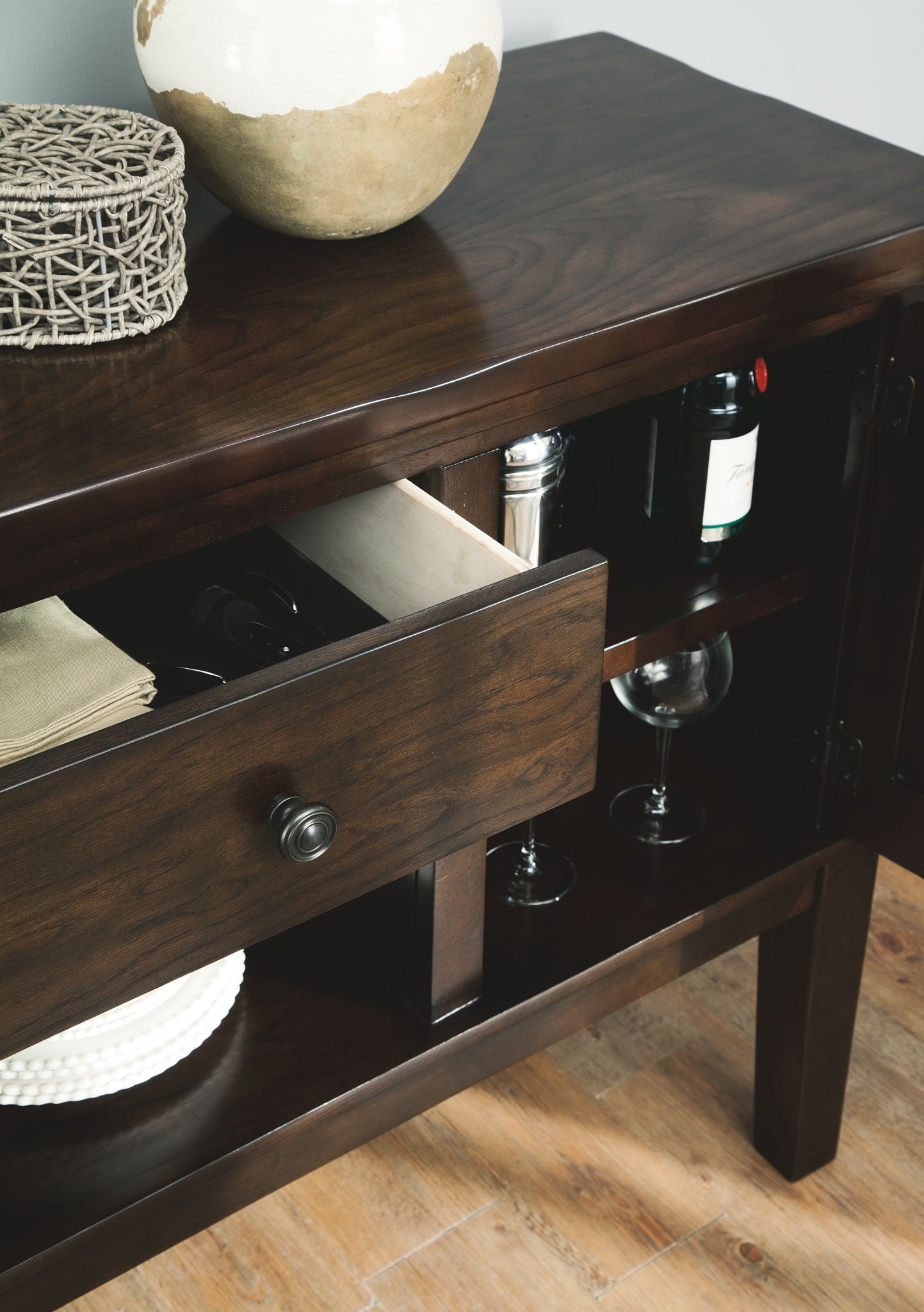 Haddigan - Dining Table With Side Chairs - Urban Living Furniture (Los Angeles, CA)