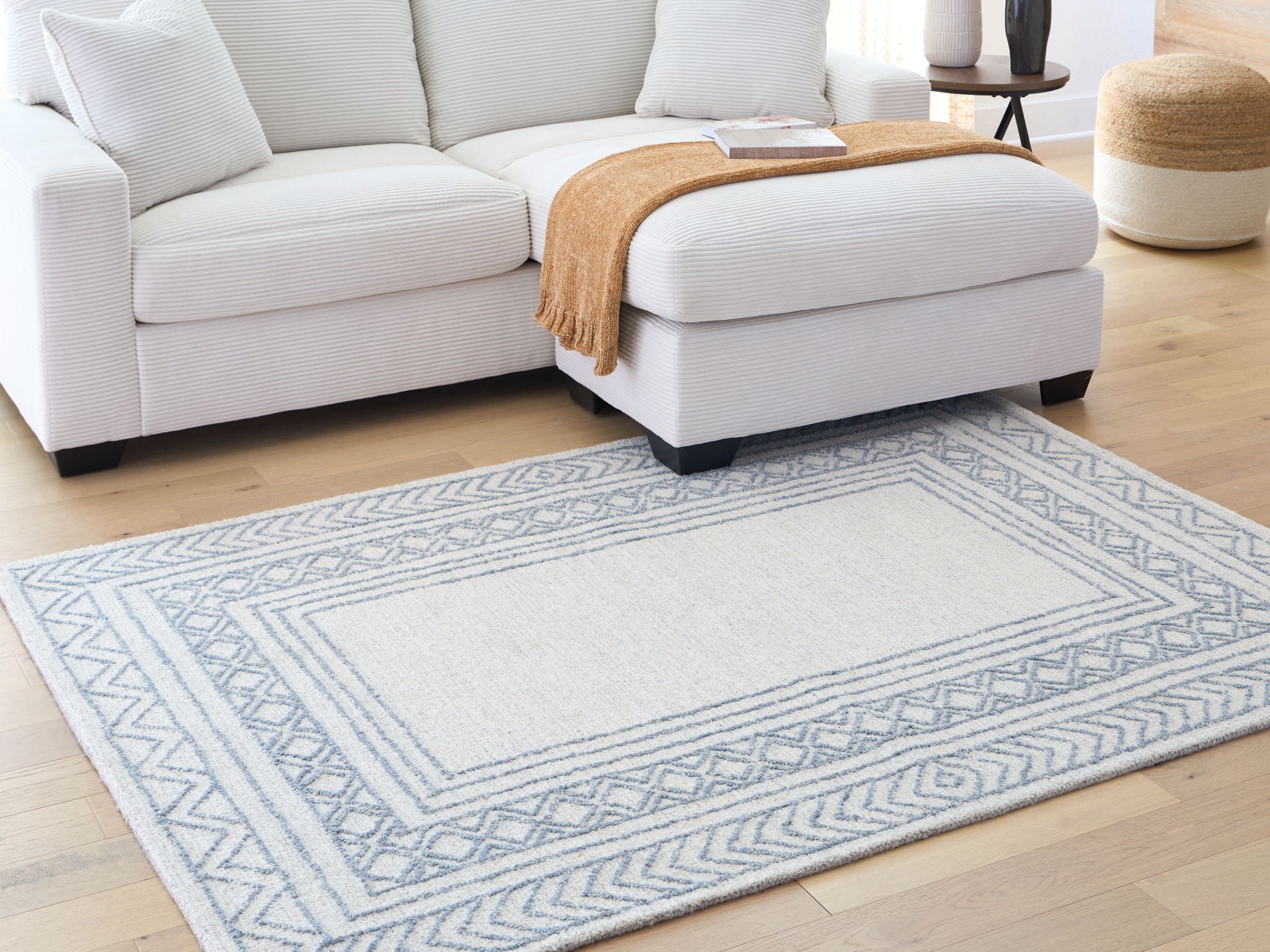 Azelhurst - Rug - Urban Living Furniture (Los Angeles, CA)