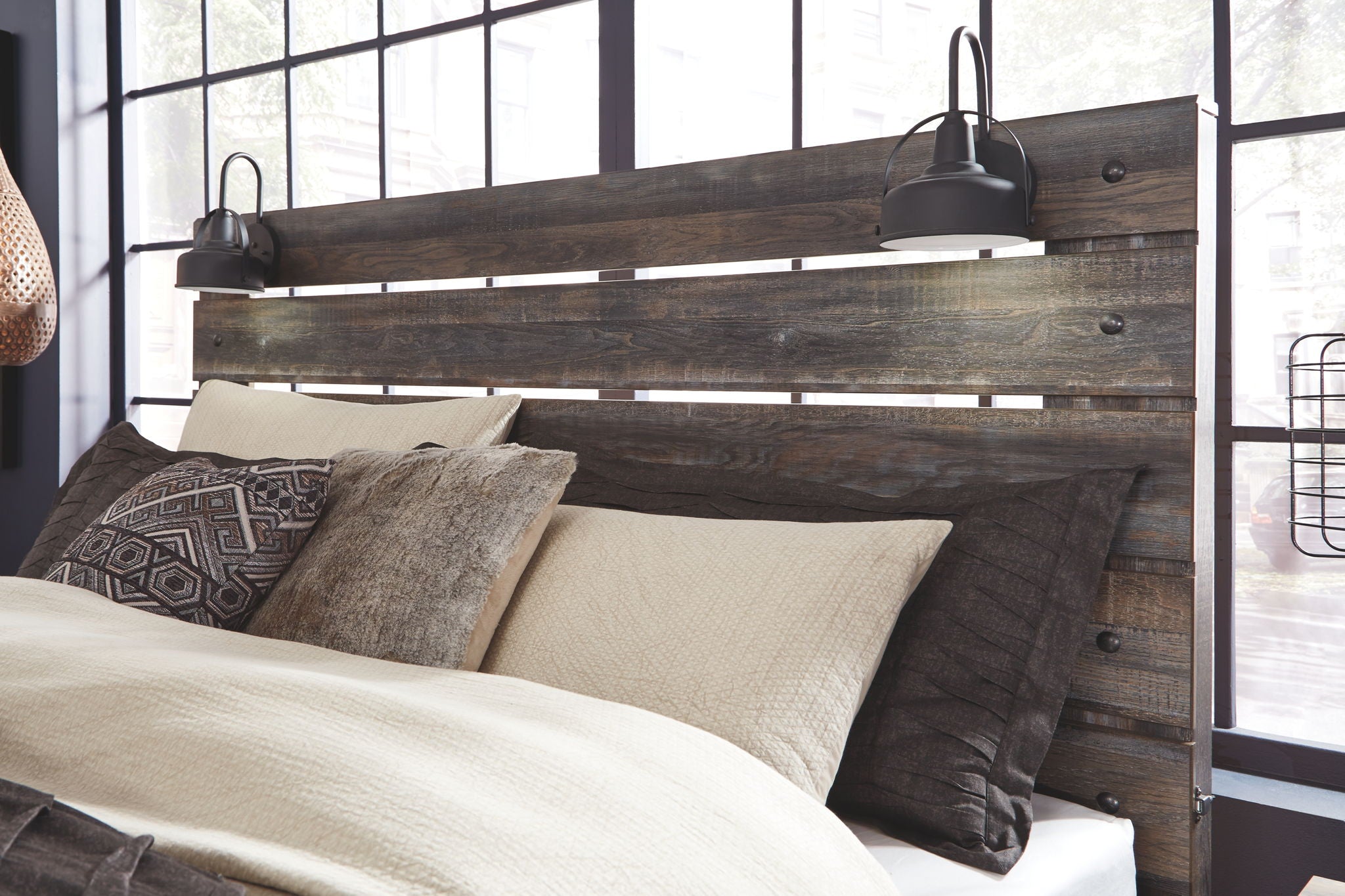 Drystan - Panel Bed - Urban Living Furniture (Los Angeles, CA)