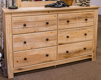 Makidern - Six Drawer Dresser - Urban Living Furniture (Los Angeles, CA)