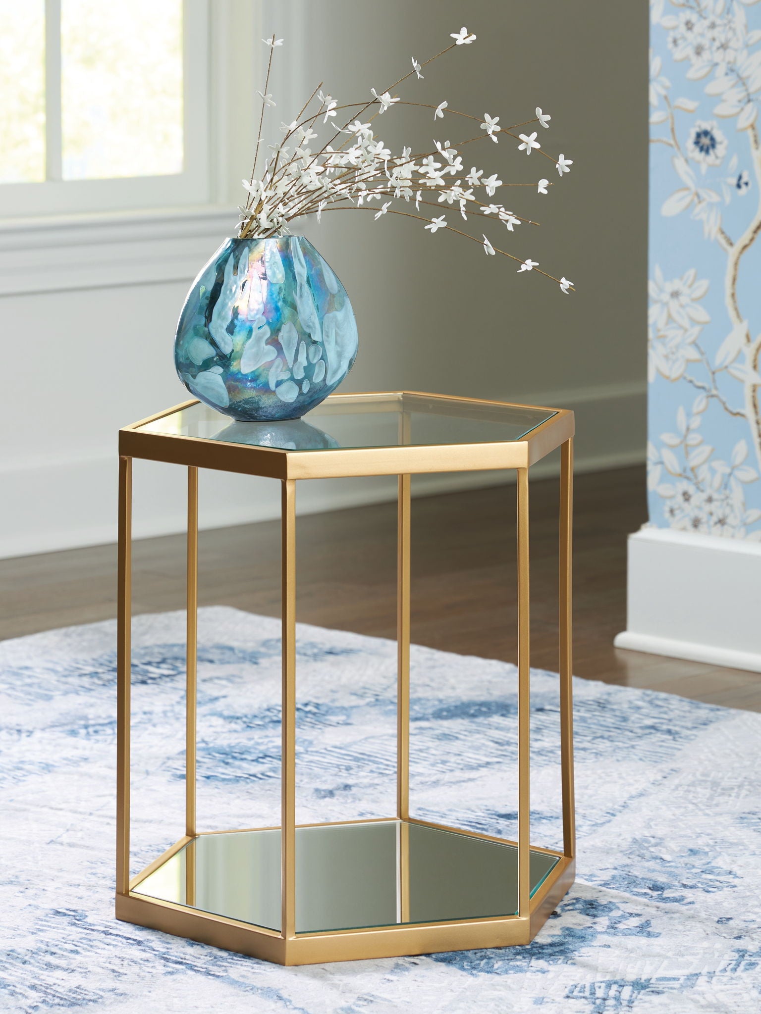 Veerwick - Gold Finish - Accent Cocktail Table - Urban Living Furniture (Los Angeles, CA)