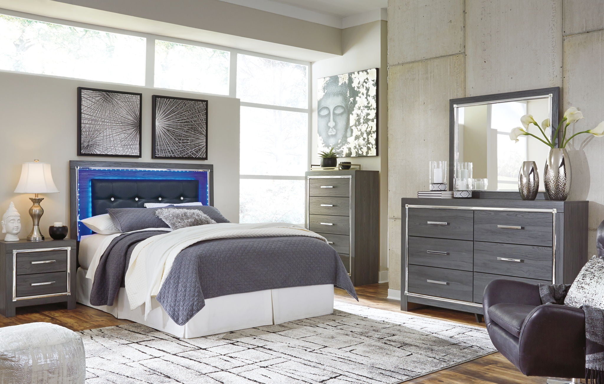 Lodanna - Upholstered Panel Bedroom Set - Urban Living Furniture (Los Angeles, CA)