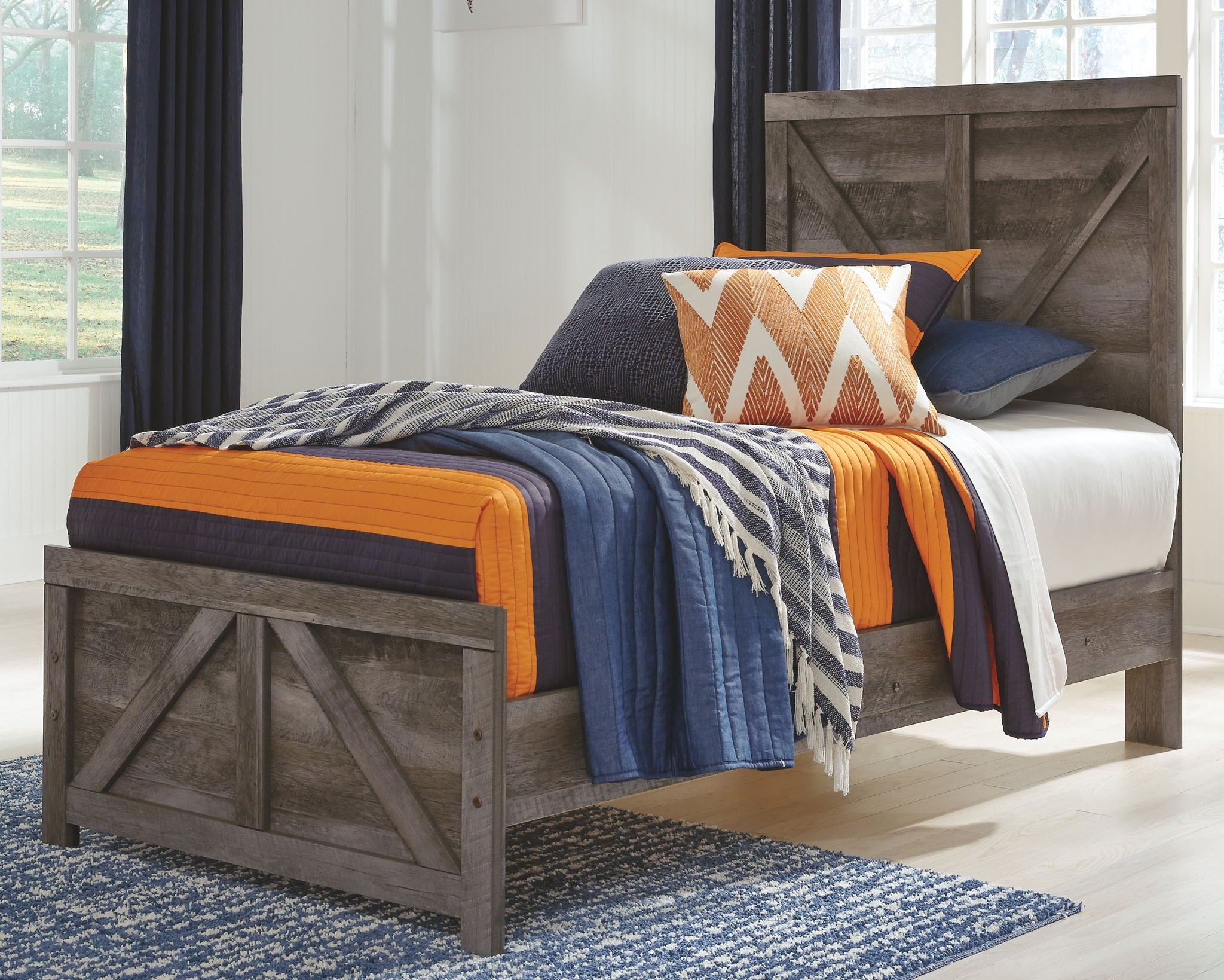 Wynnlow - Crossbuck Panel Bed - Urban Living Furniture (Los Angeles, CA)