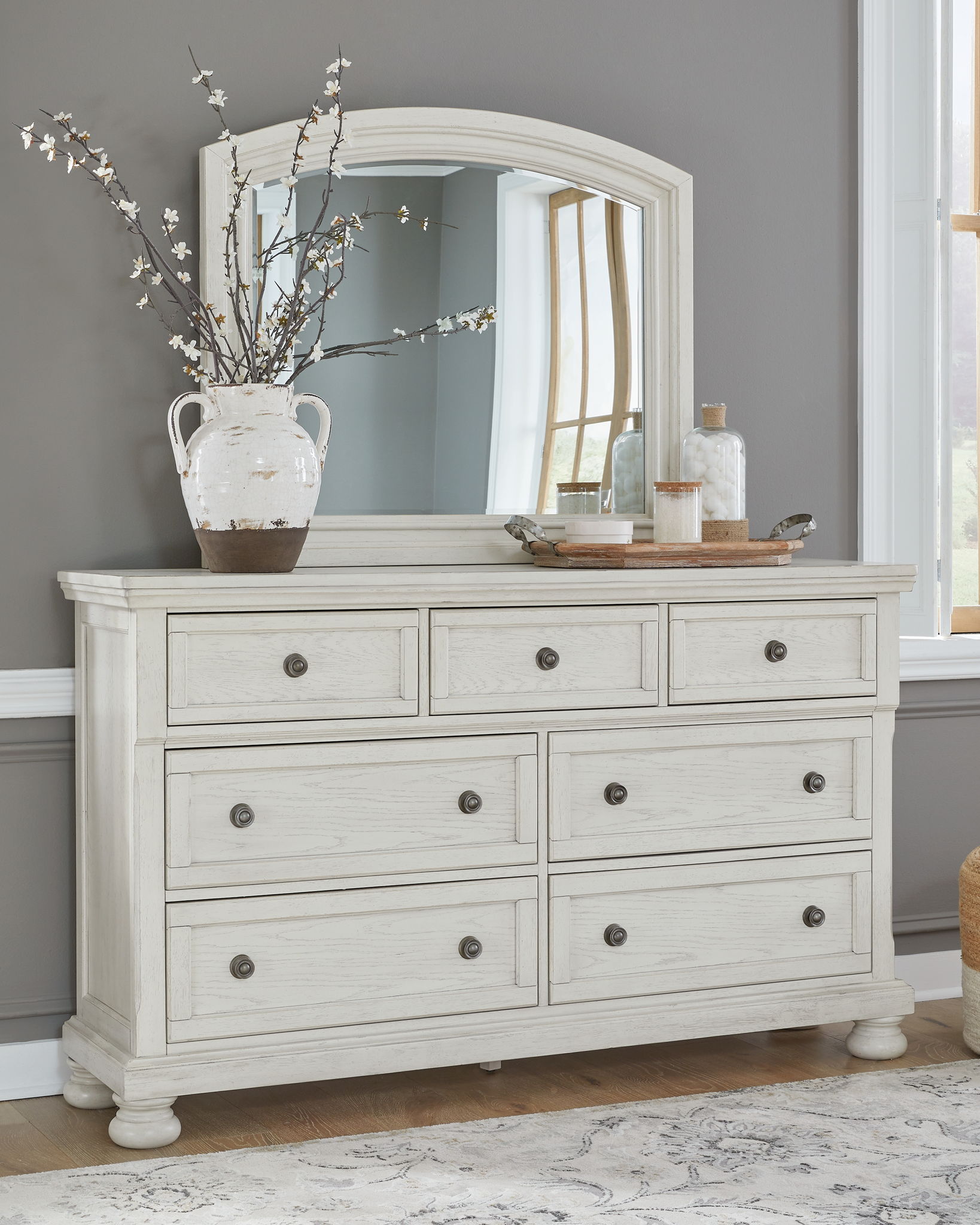 Robbinsdale - Dresser, Mirror - Antique White - Urban Living Furniture (Los Angeles, CA)
