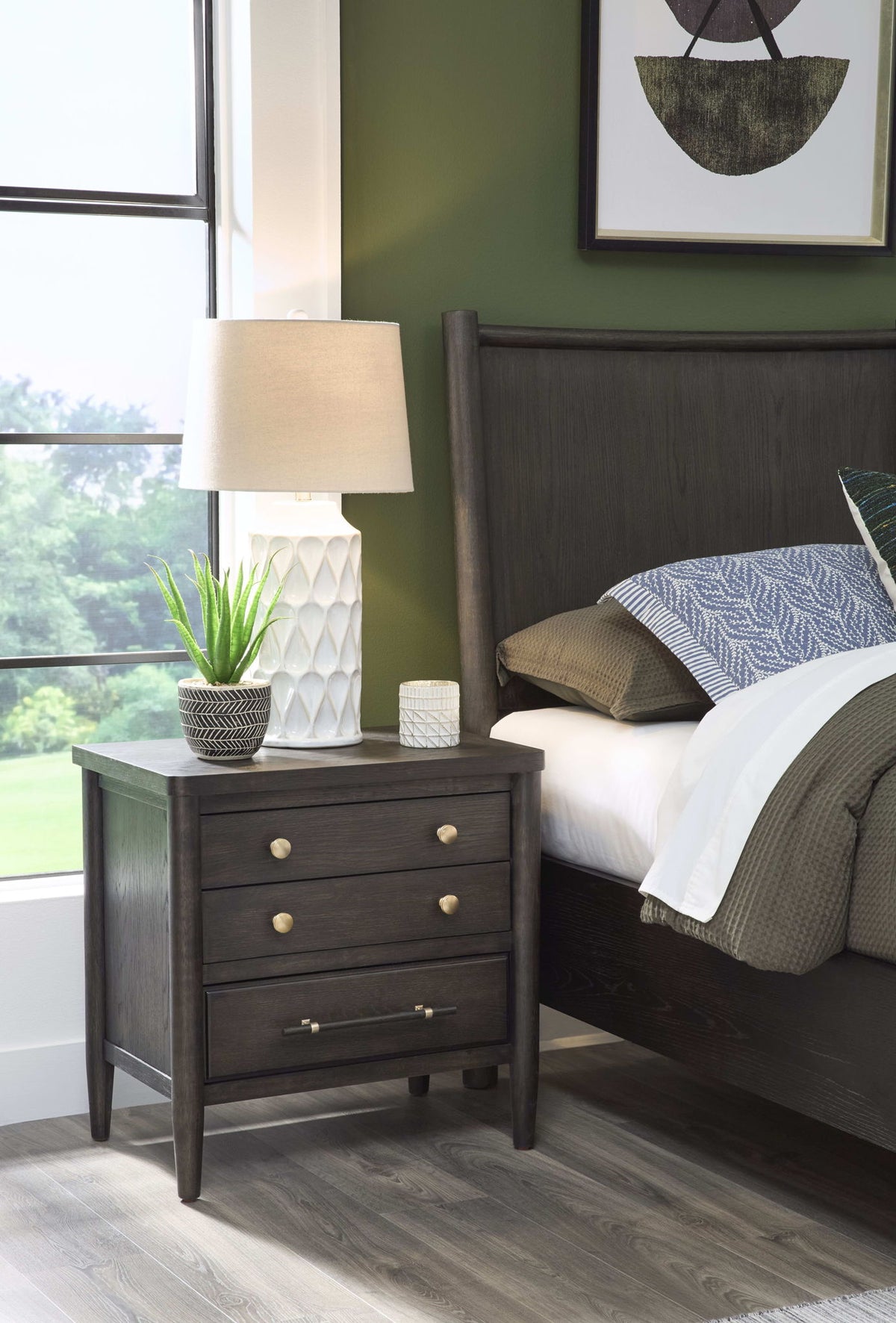 Rockport - Three Drawer Large Nightstand - Yin