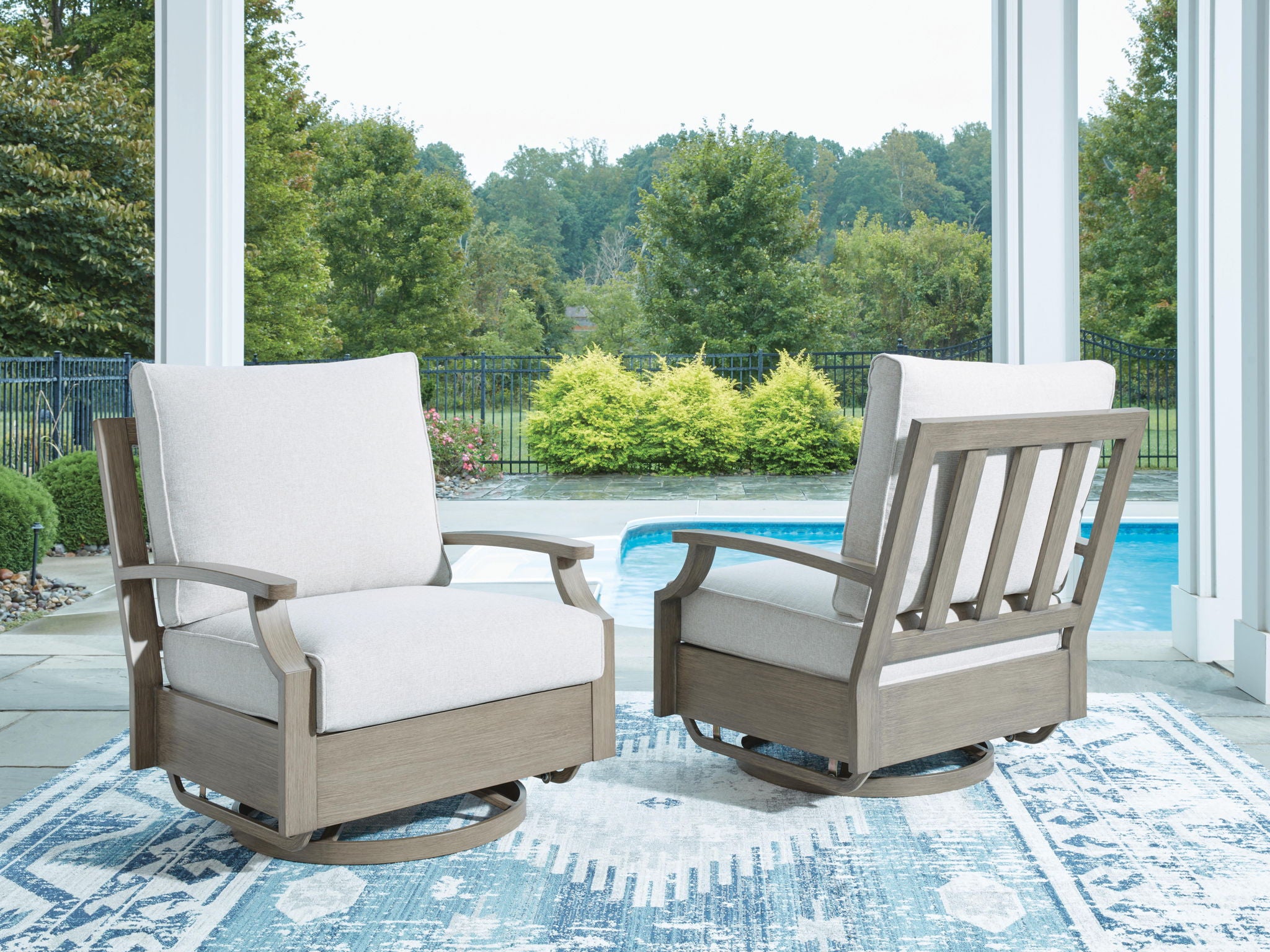 Rainier Ranch - Swivel Glider Chair With Cushion - Brown / Beige - Urban Living Furniture (Los Angeles, CA)
