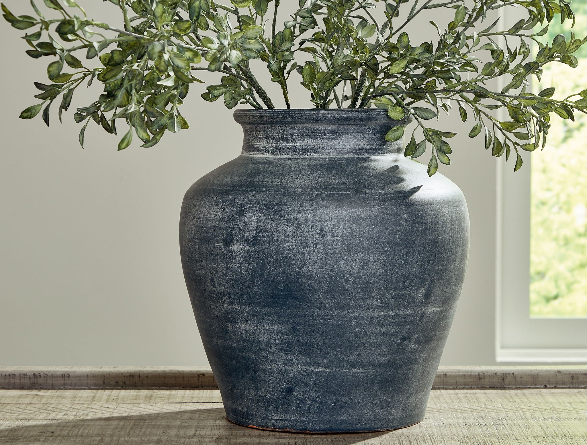 Meadie - 12" Vase - Urban Living Furniture (Los Angeles, CA)