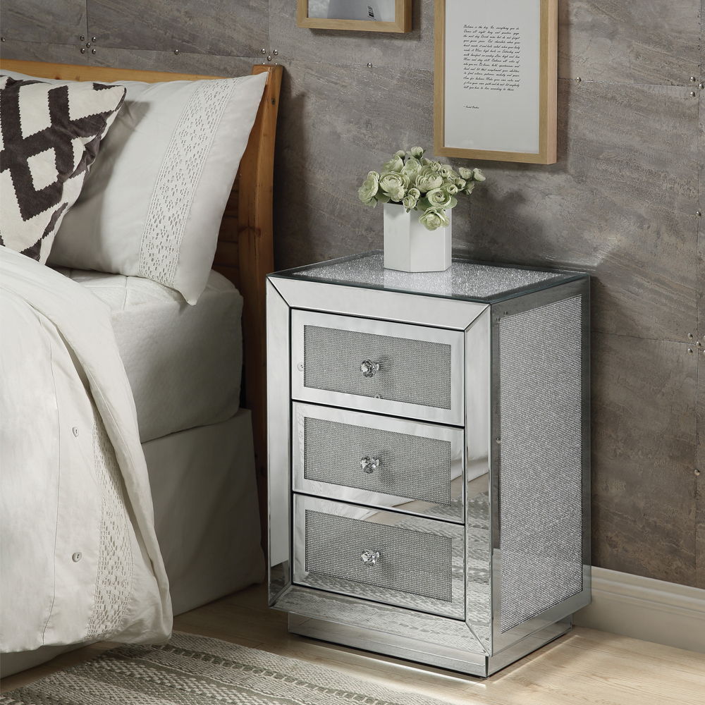 Noralie - 18" X 14" Accent Table - Mirrored & Faux Diamonds - Urban Living Furniture (Los Angeles, CA)