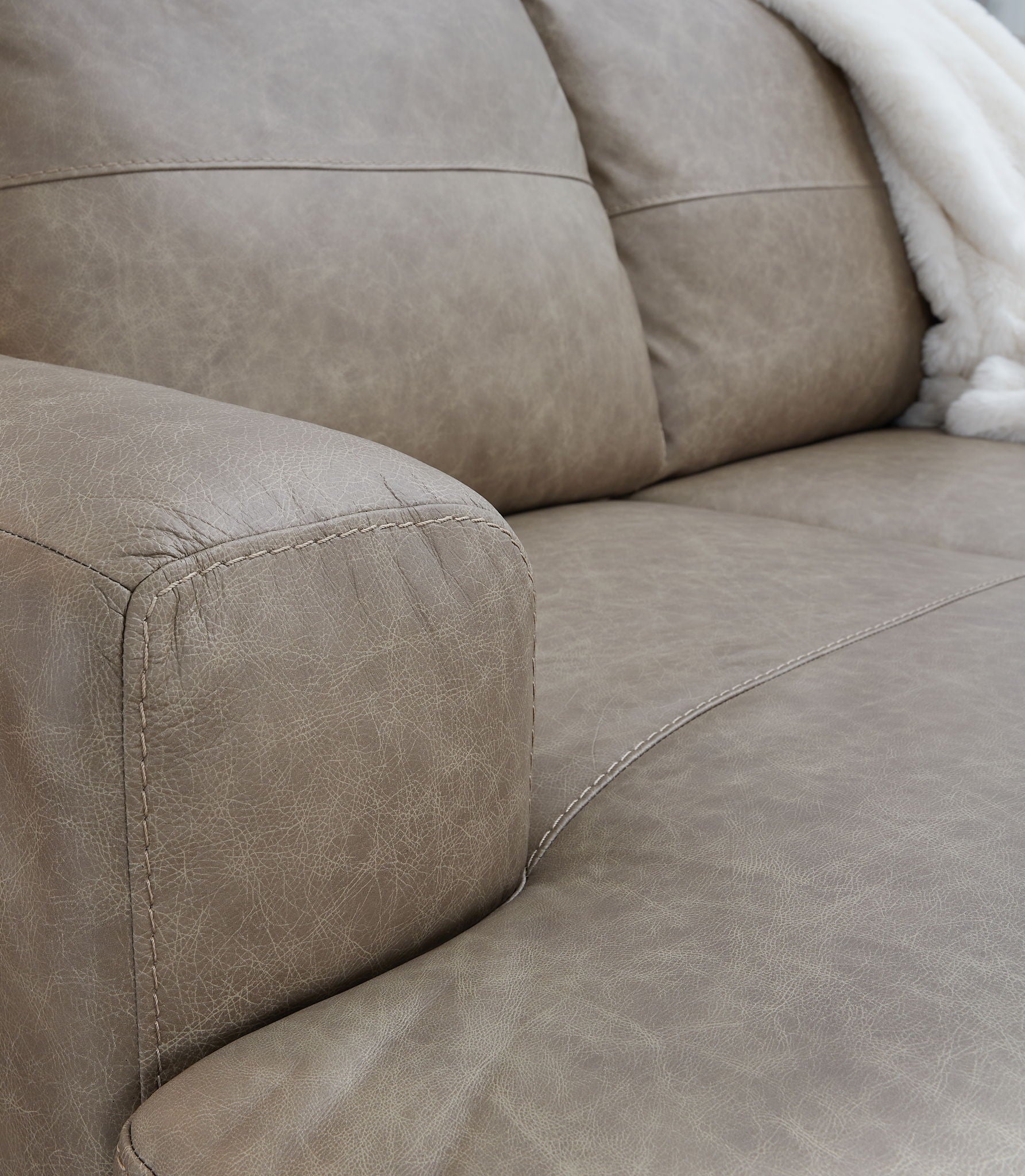 Amuleto - Sectional - Urban Living Furniture (Los Angeles, CA)