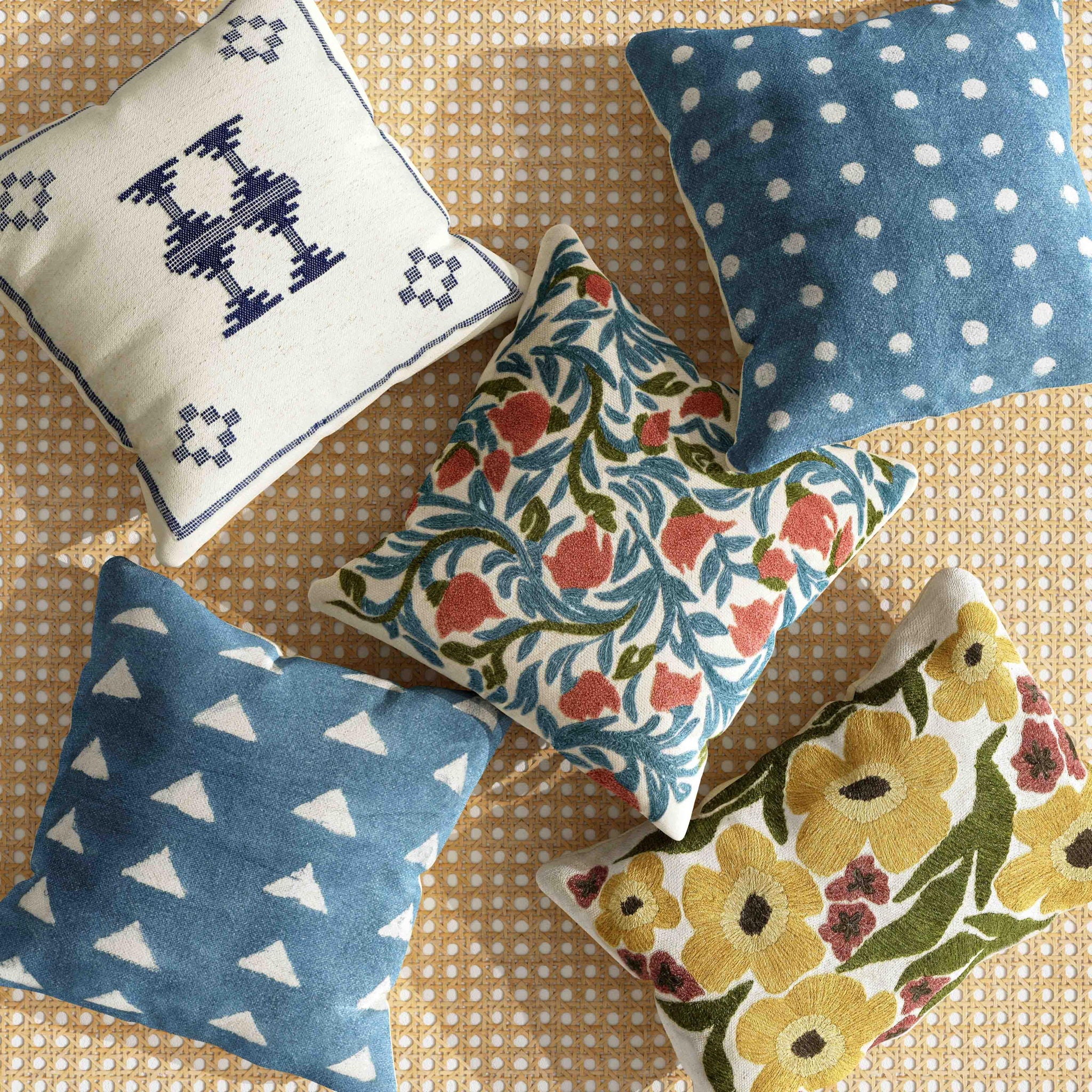 Aztec - Wool Square Accent Cushion - Cream / Indigo - Urban Living Furniture (Los Angeles, CA)