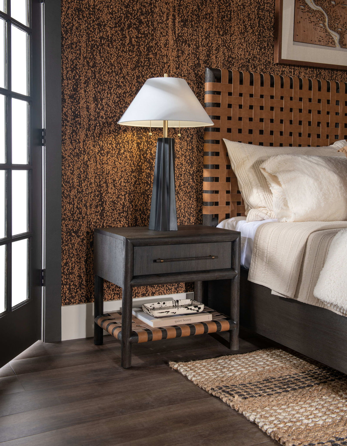 Dorsey - One Drawer USB-Charging Nightstand