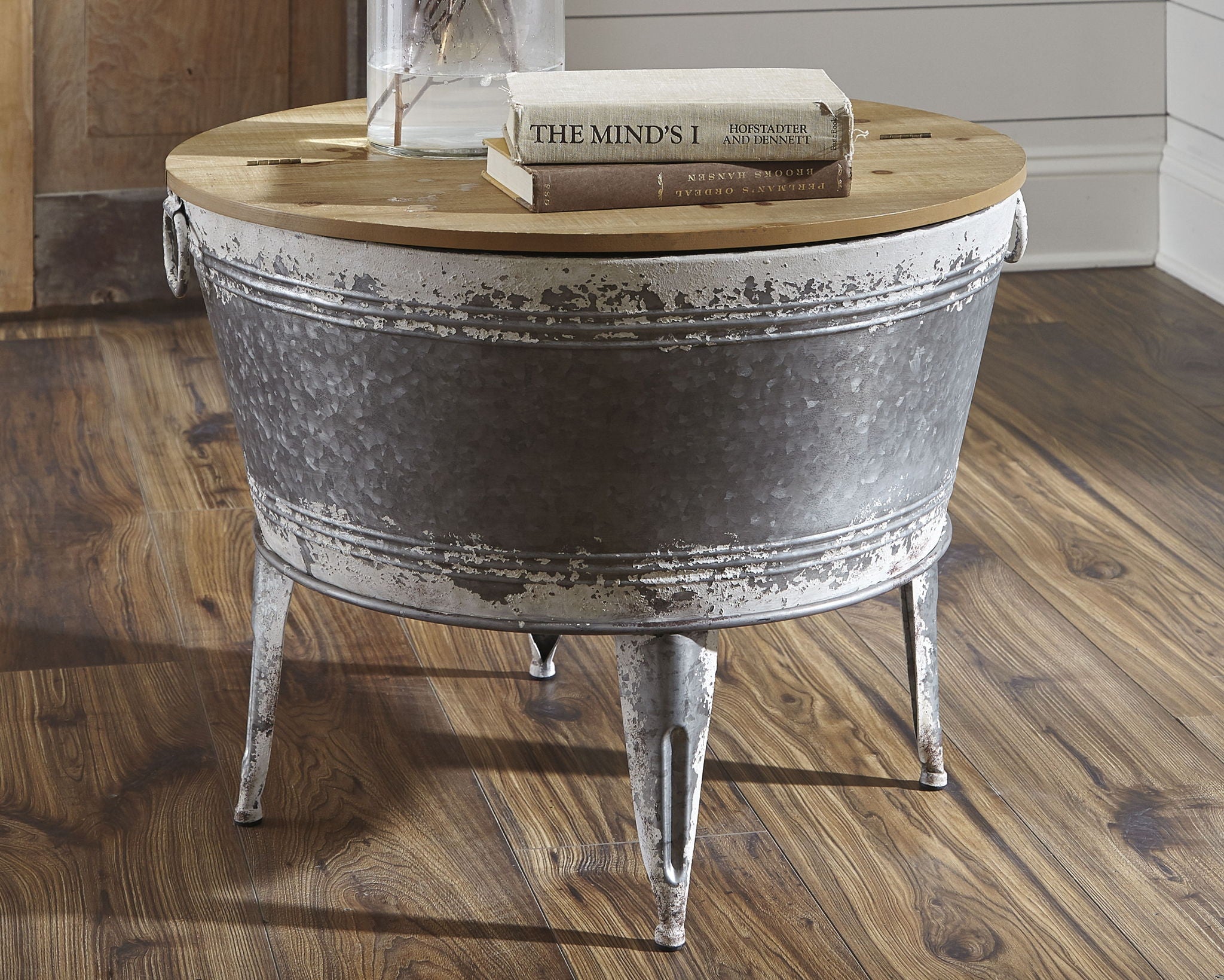 Shellmond - Metallic / Brown / Beige - Accent Cocktail Table - Urban Living Furniture (Los Angeles, CA)