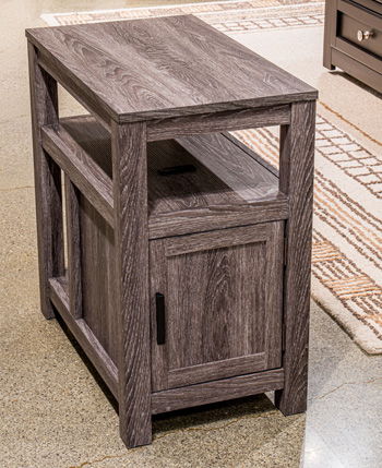 Fendenmore - Chair Side End Table
