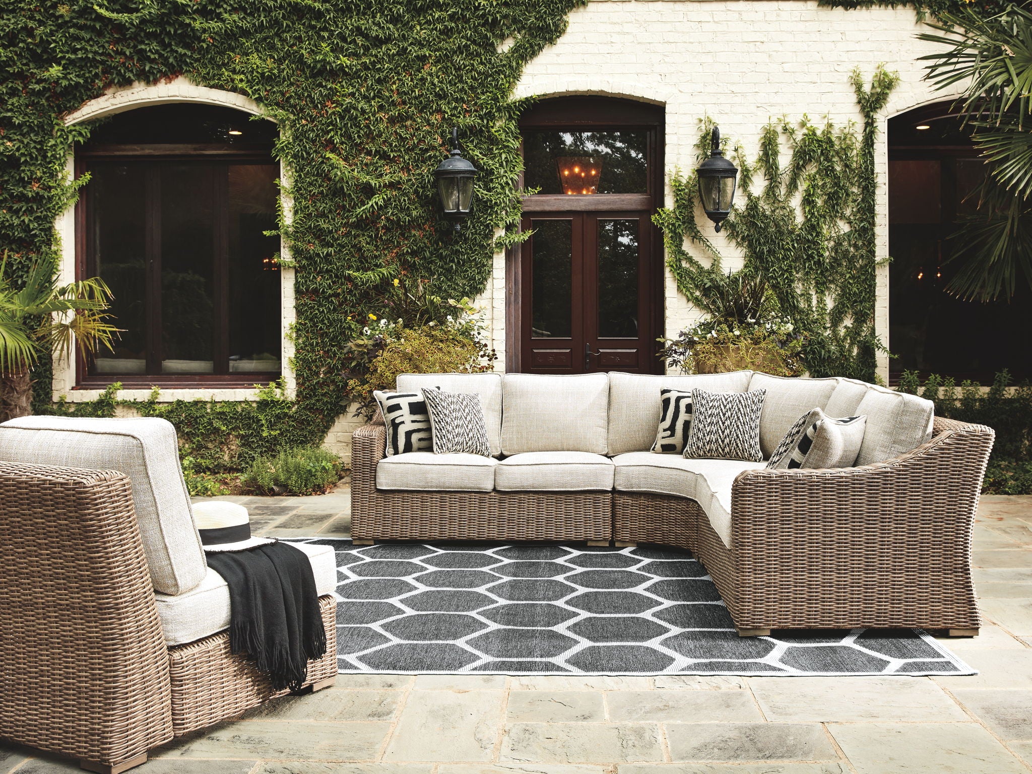 Beachcroft - Sectional Lounge Set - Urban Living Furniture (Los Angeles, CA)