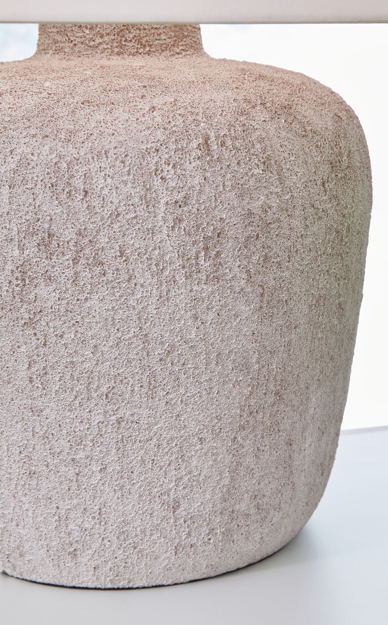 Danry - Distressed Cream - Metal Table Lamp - Urban Living Furniture (Los Angeles, CA)
