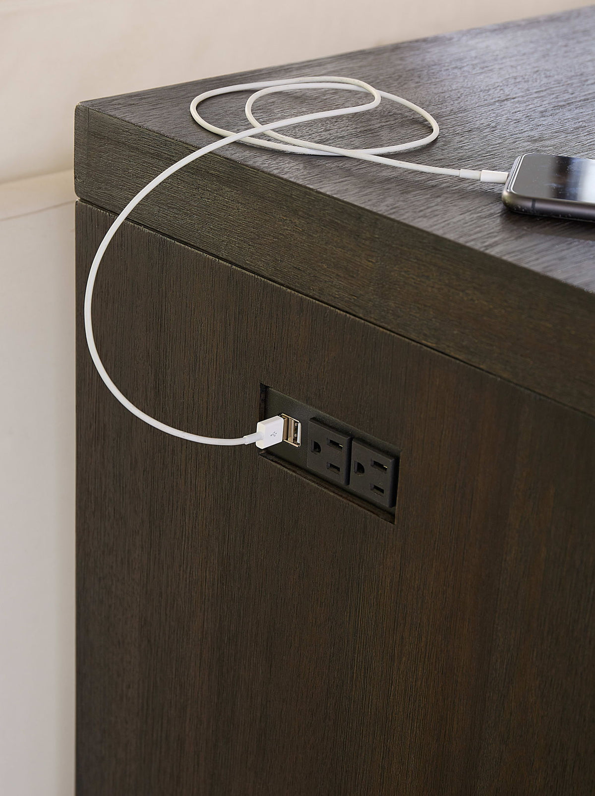 Oxford - Gathering Table With USB / Power - Basalt Gray