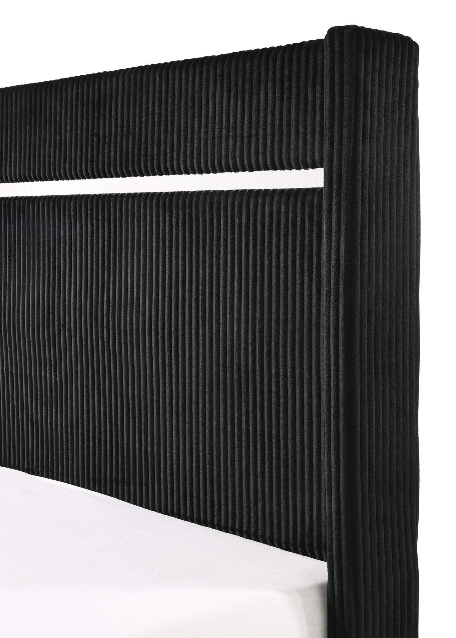 Gennro - Bed - Urban Living Furniture (Los Angeles, CA)