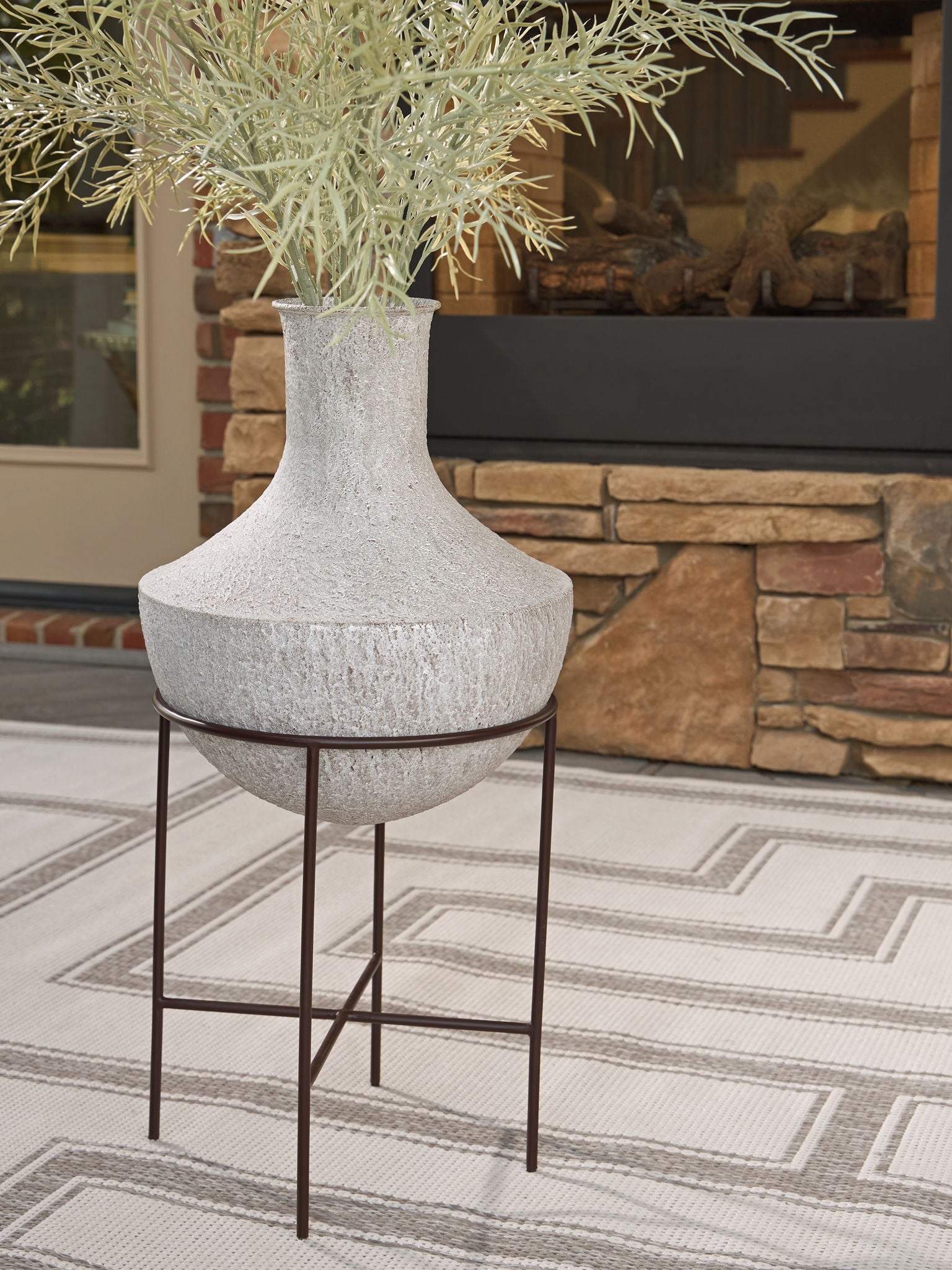Estonbank - Vase - Urban Living Furniture (Los Angeles, CA)