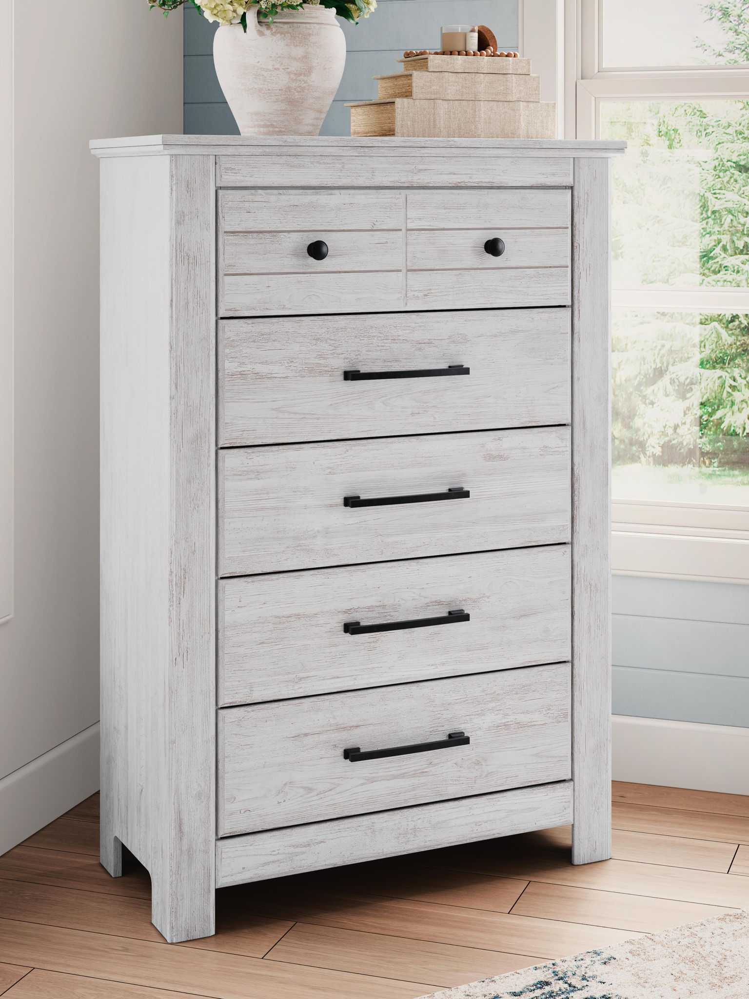 Makidern - Five Drawer Chest - Urban Living Furniture (Los Angeles, CA)