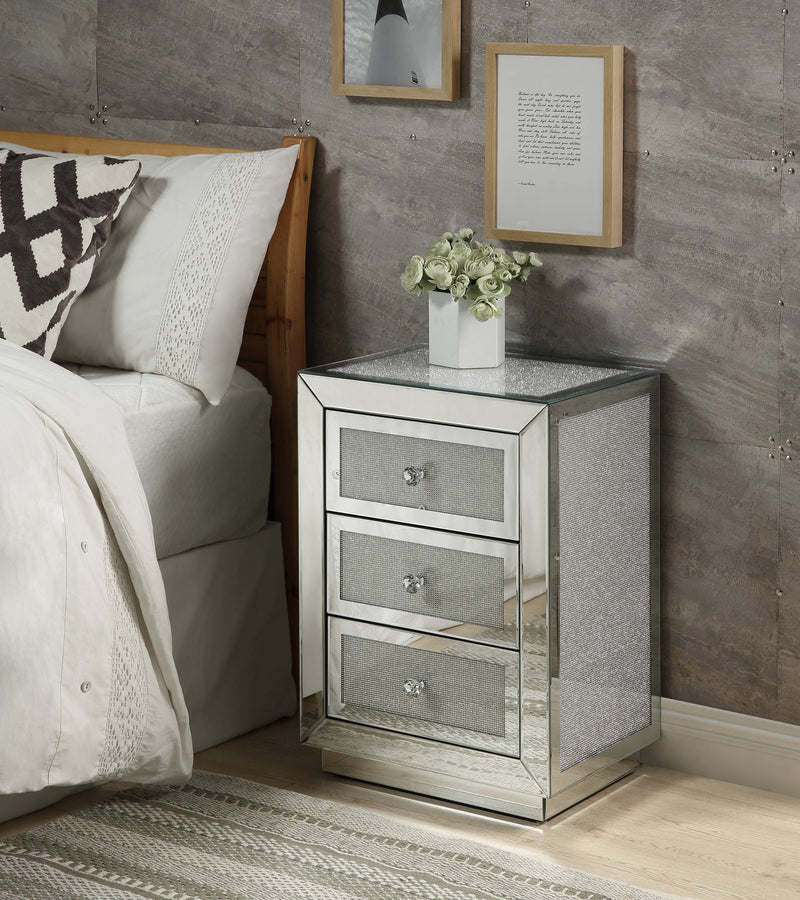 Noralie - Accent Table Mirrored / Faux Dimaonds - Silver - Urban Living Furniture (Los Angeles, CA)
