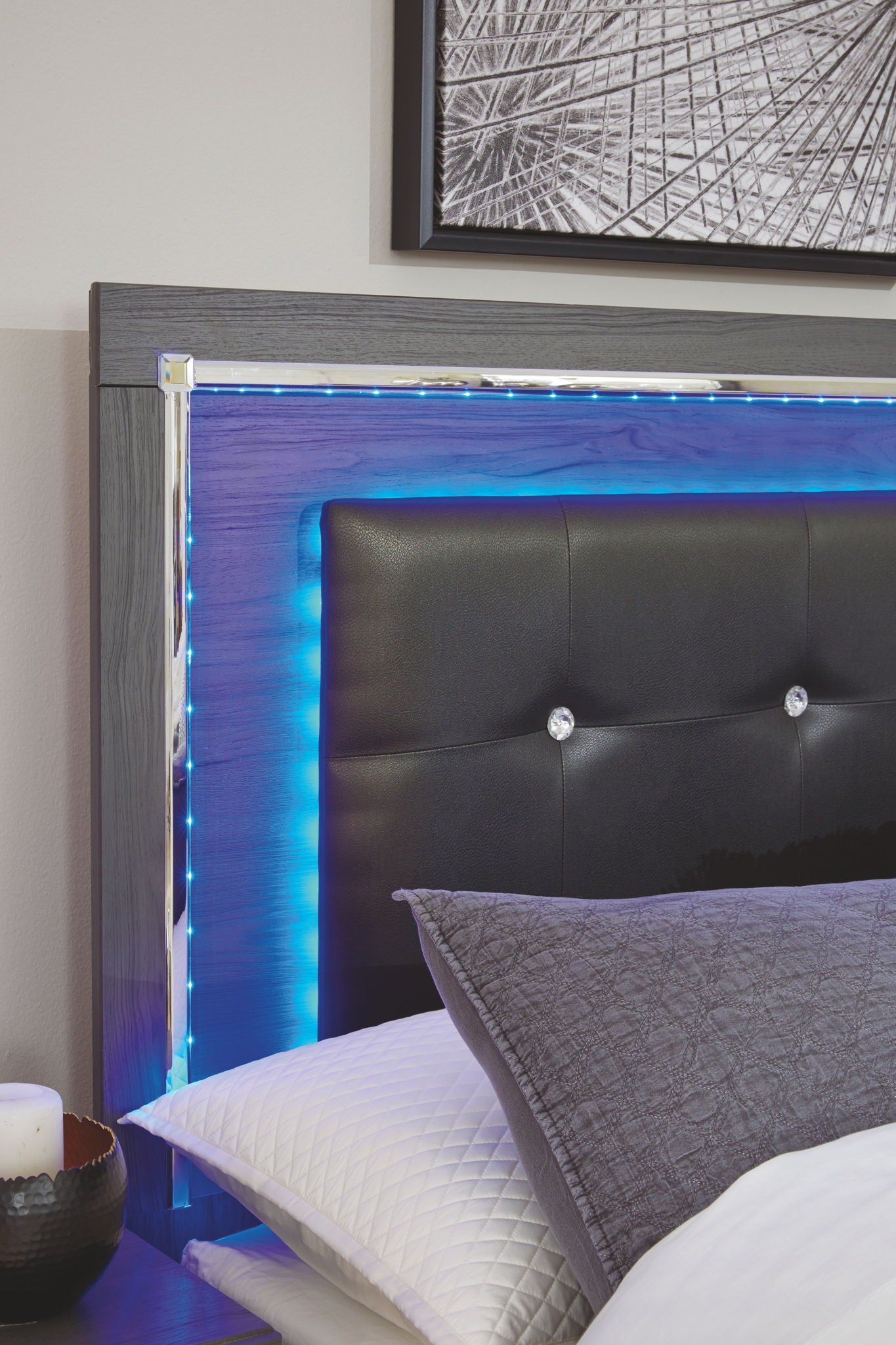 Lodanna - Panel Bed - Urban Living Furniture (Los Angeles, CA)