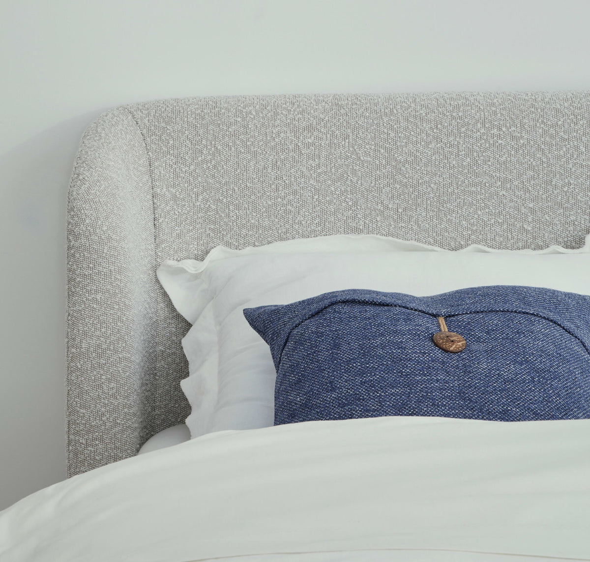 Virgil Kiki - Upholstered Platform Bed (2026)