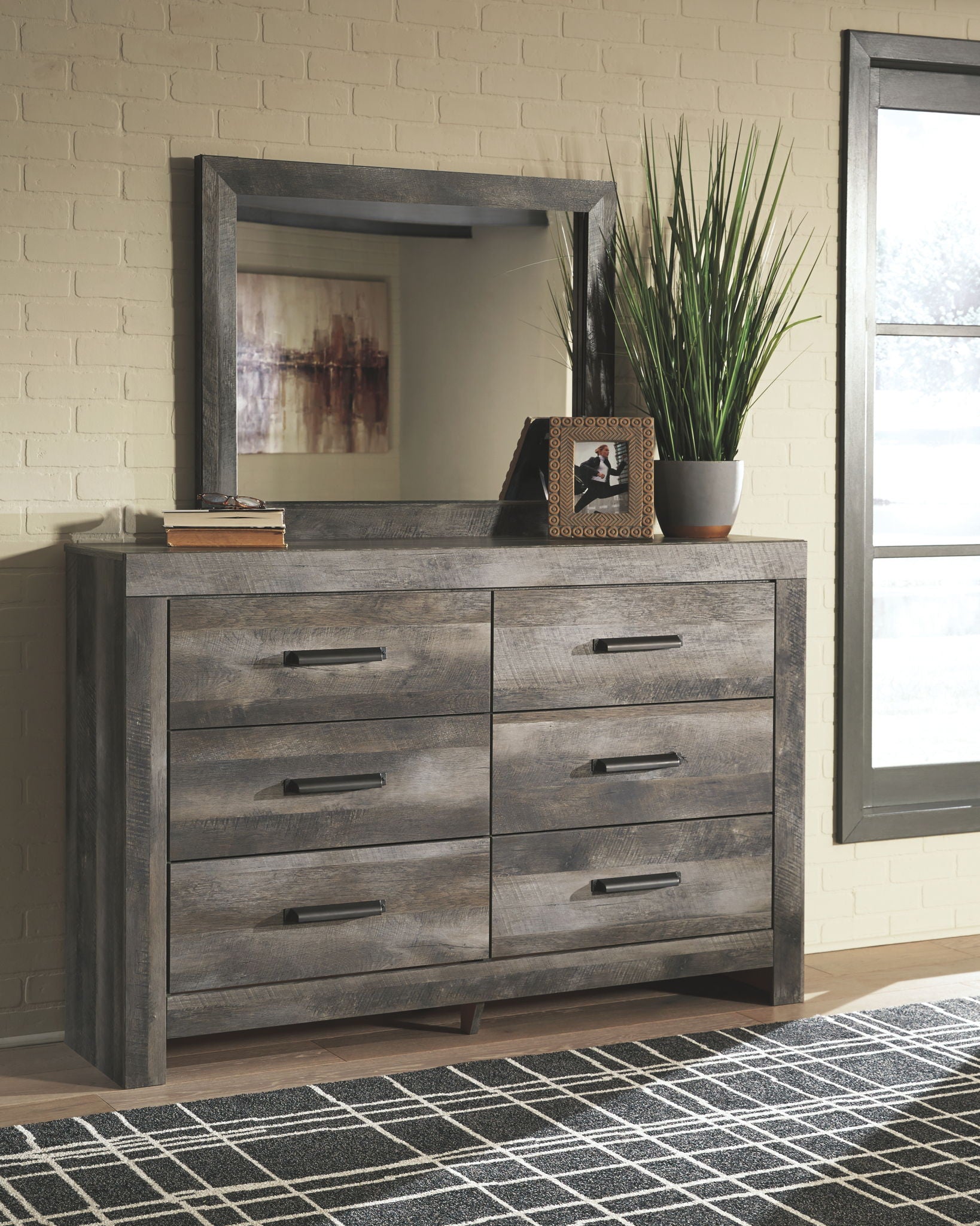 Wynnlow - Dresser, Mirror - Urban Living Furniture (Los Angeles, CA)