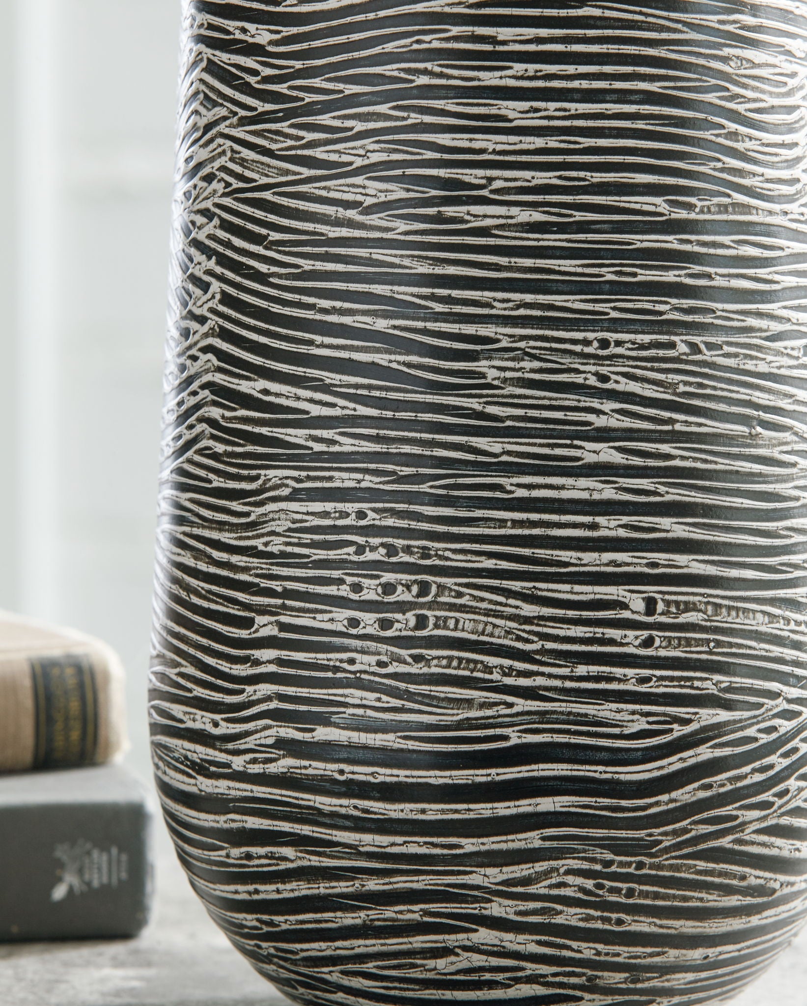 Fynn - Vase - Urban Living Furniture (Los Angeles, CA)
