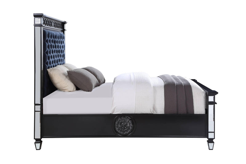 ACME Varian II Queen Bed  in Black Velvet & Sliver FINISH BD00584Q