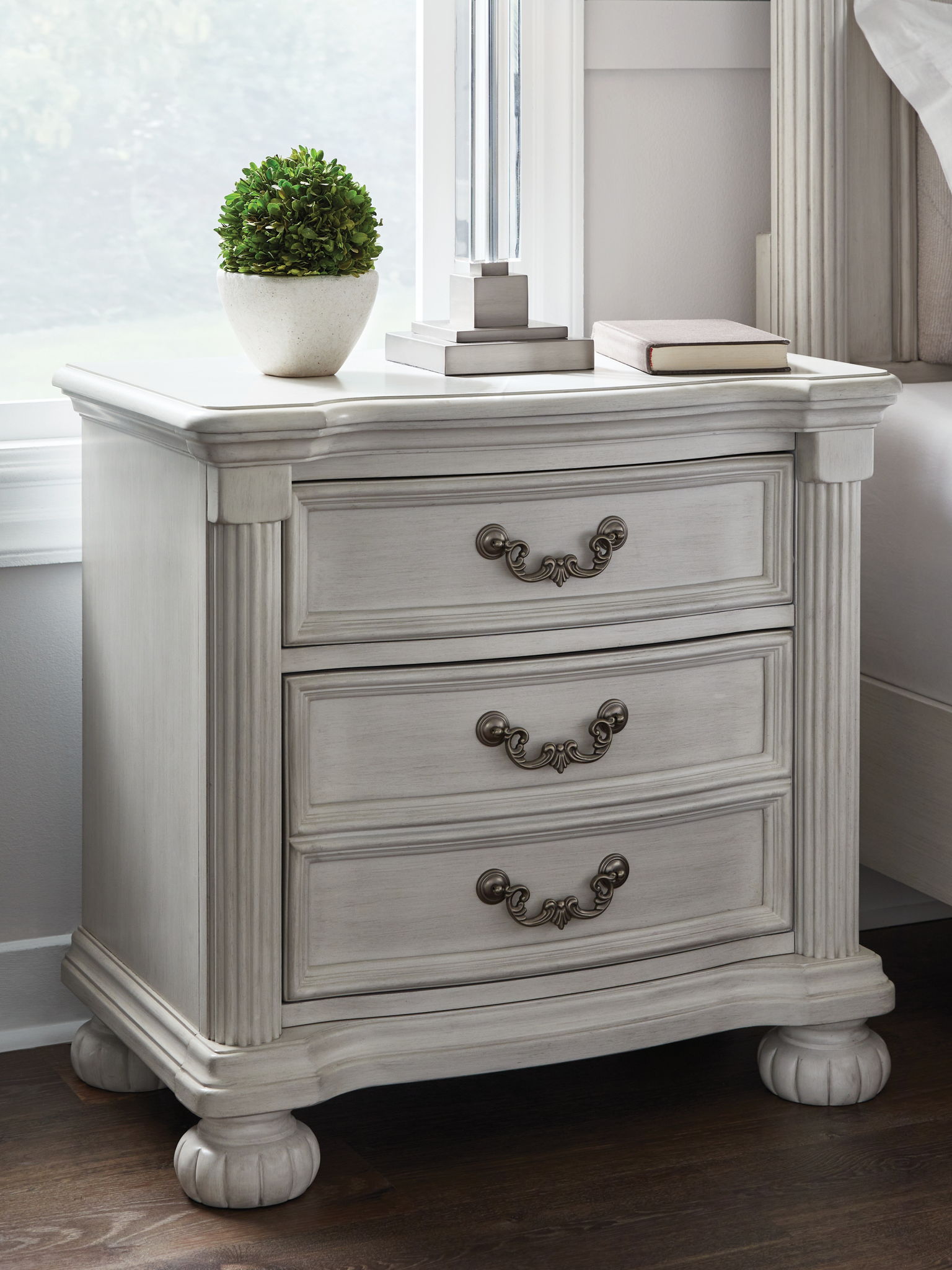 Montelaine - Antique White - Three Drawer Night Stand - Urban Living Furniture (Los Angeles, CA)