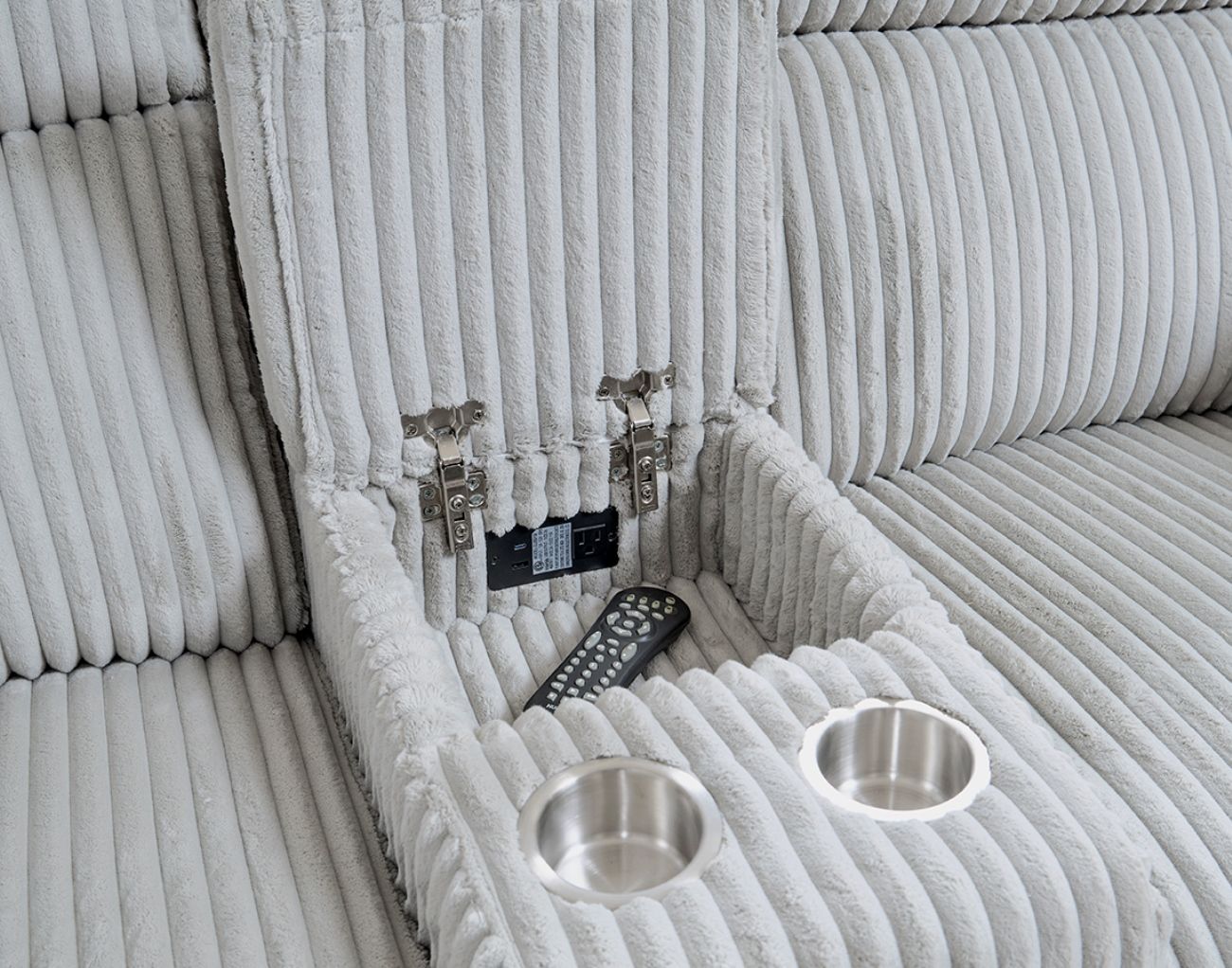 Radius - Power Glider Reclining Console Loveseat - Urban Living Furniture (Los Angeles, CA)