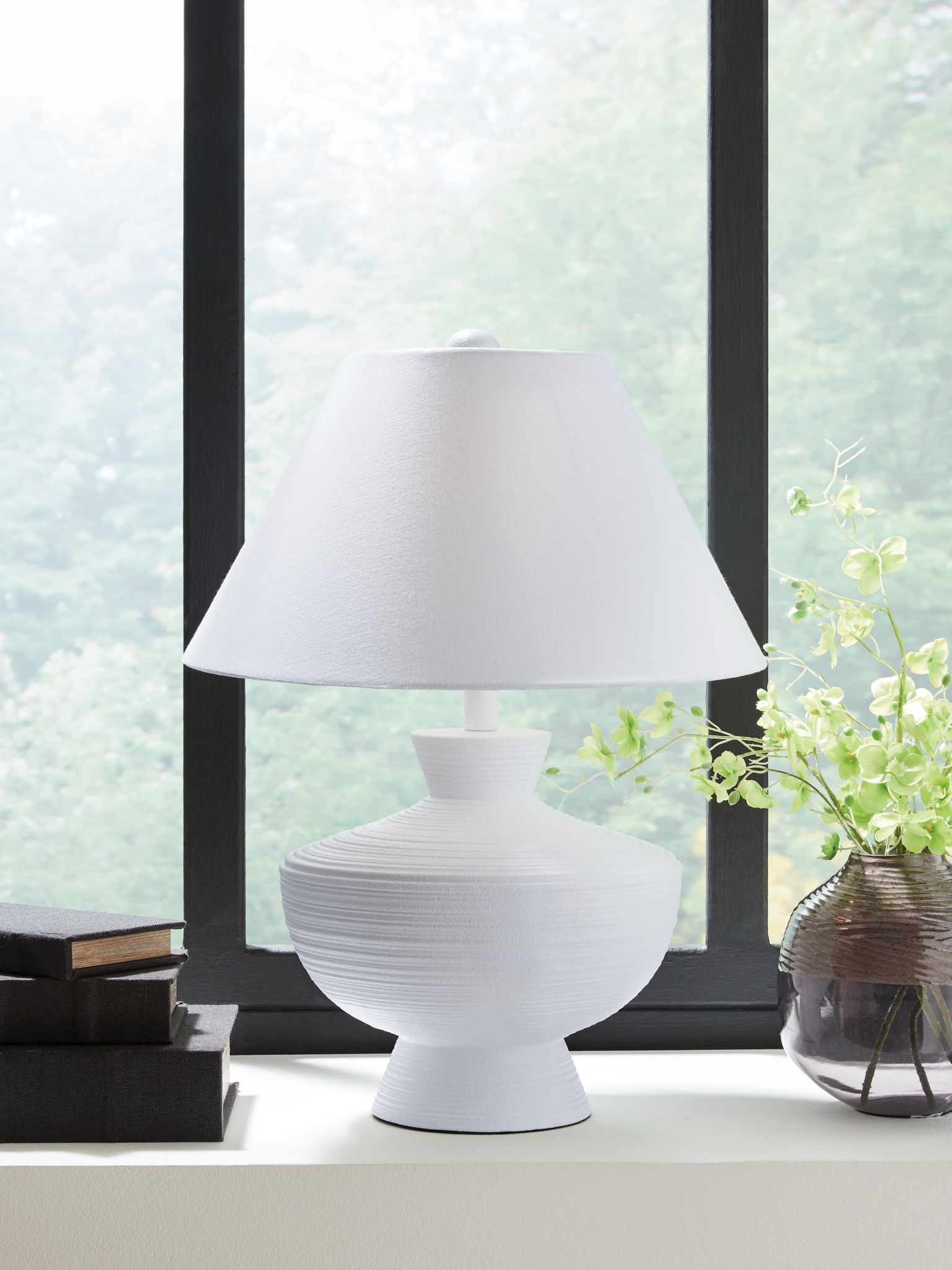 Harelwood - White - Poly Table Lamp - Urban Living Furniture (Los Angeles, CA)