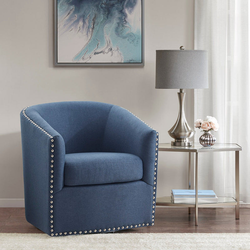 Luxurious Swivel Chair With 360 Degree Rotation