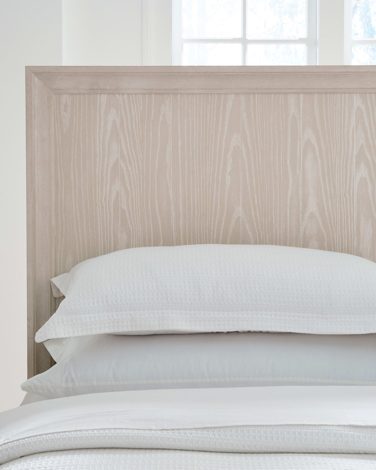 Maxime - California King Two Drawer Footboard Storage Bed - Ash
