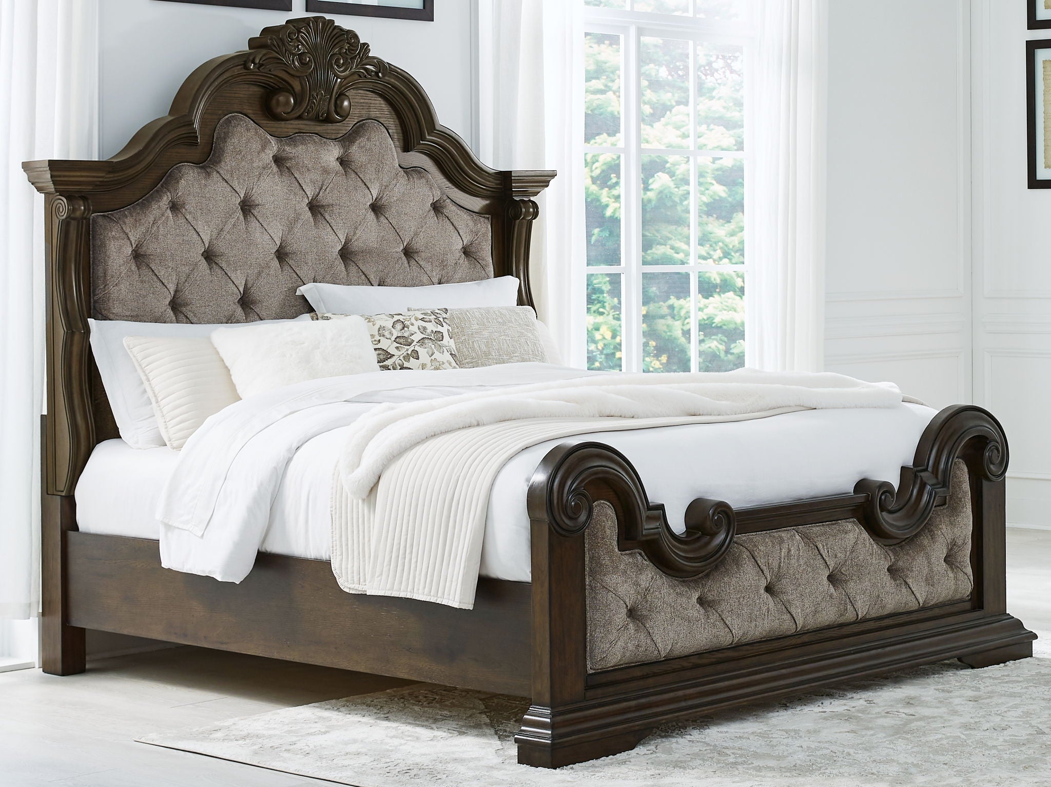 Maylee - Upholstered Bed - Urban Living Furniture (Los Angeles, CA)